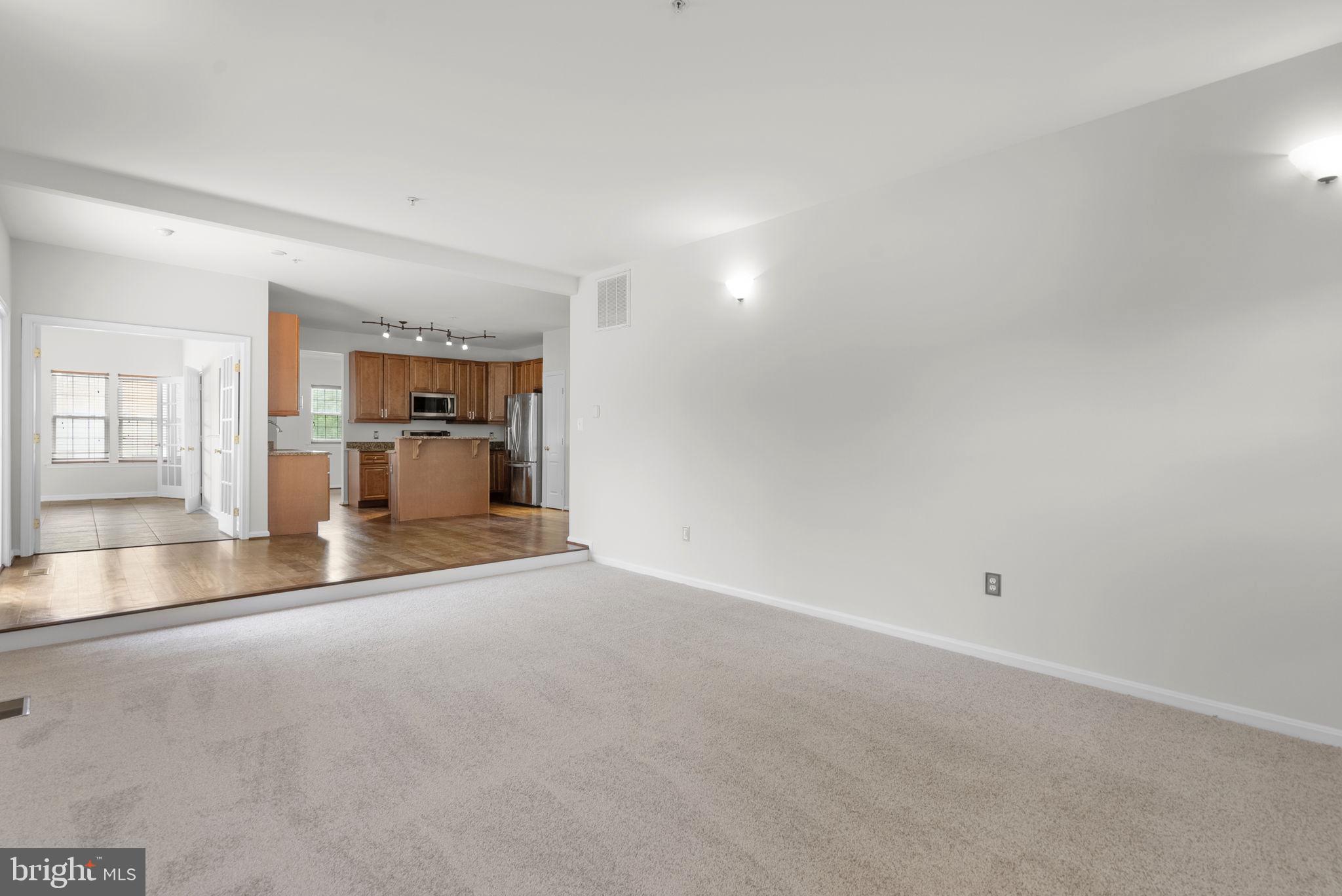 CLINTON ACRES - Residential