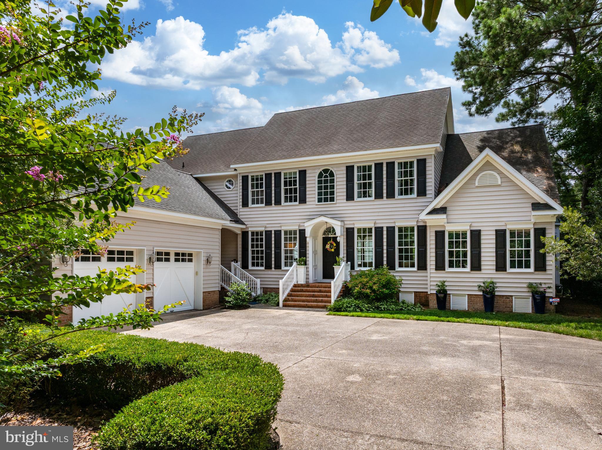 538 YACHT CLUB DRIVE
