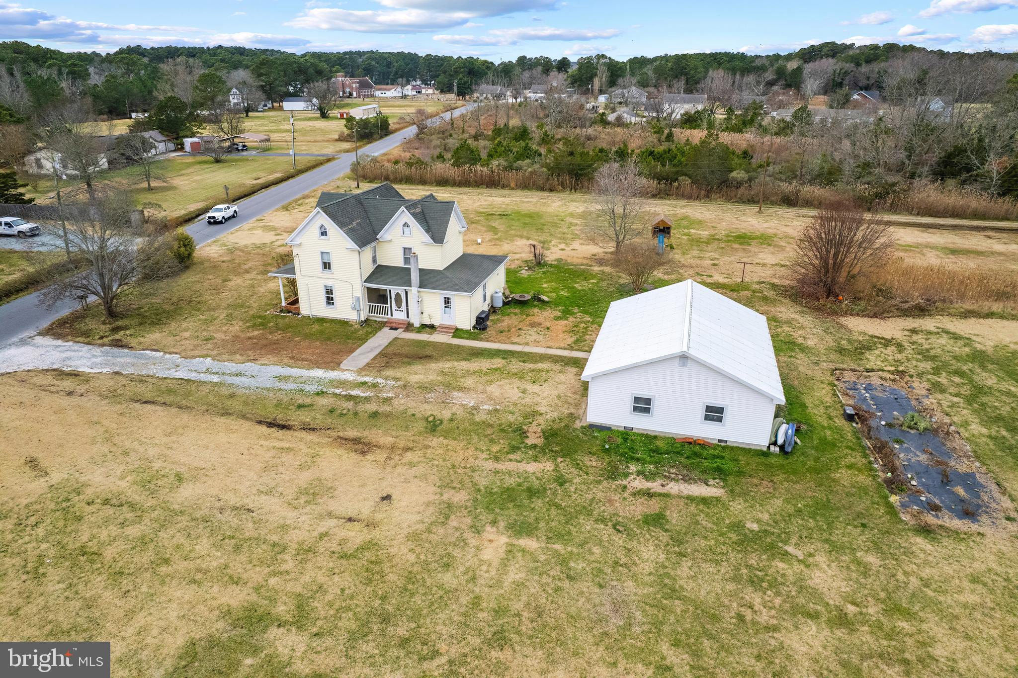 CASH CORNER EST - Residential