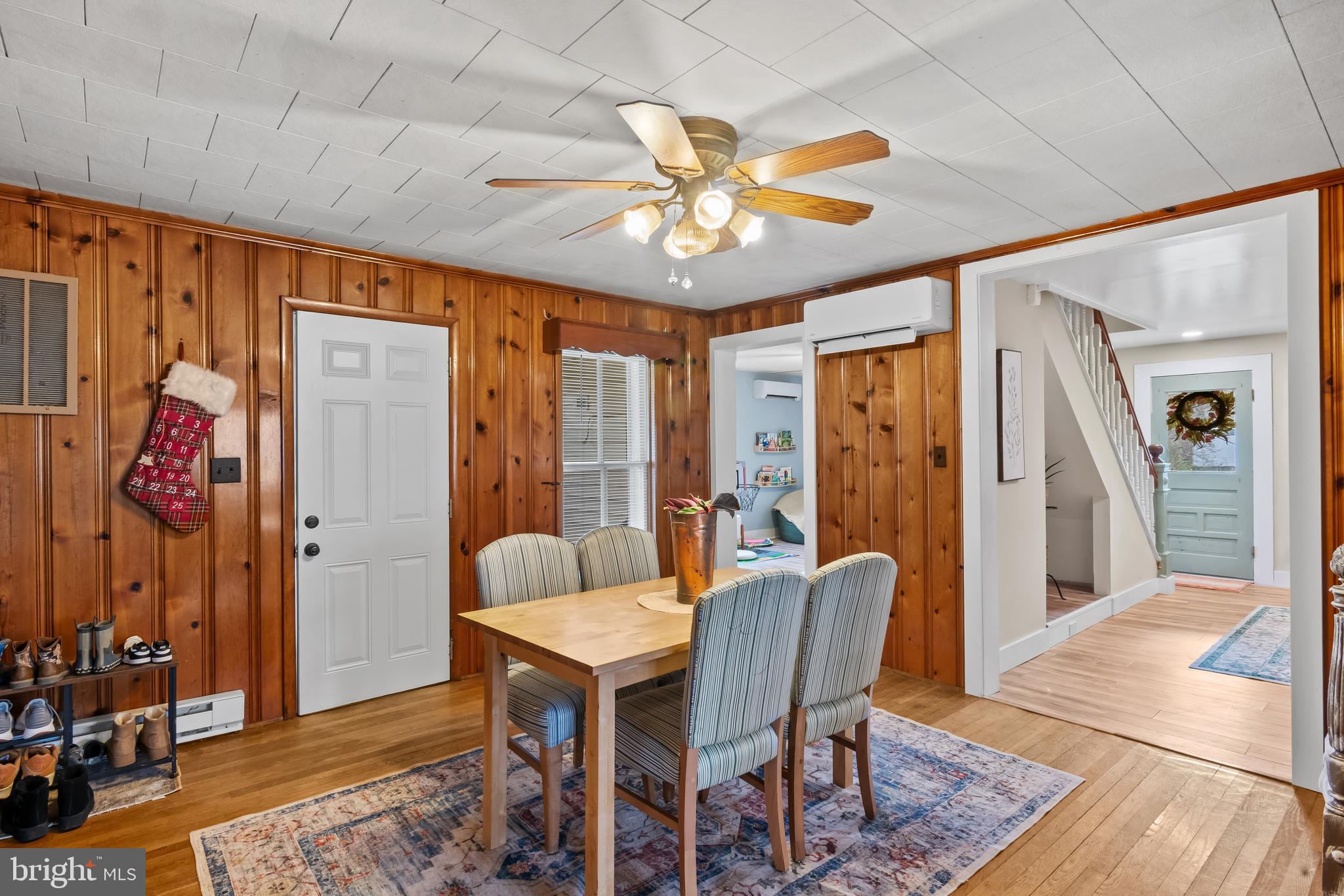 CASH CORNER EST - Residential