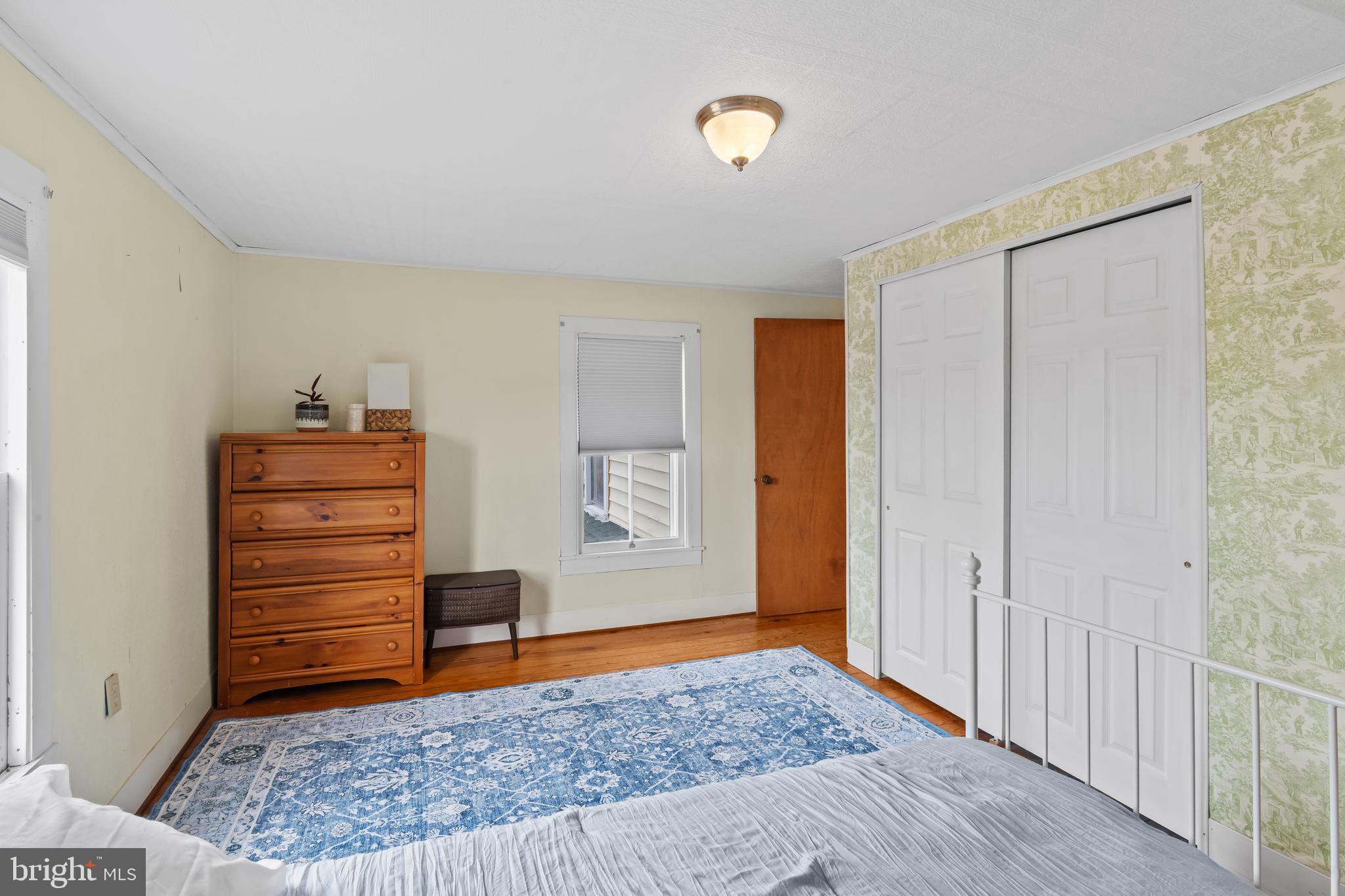 CASH CORNER EST - Residential