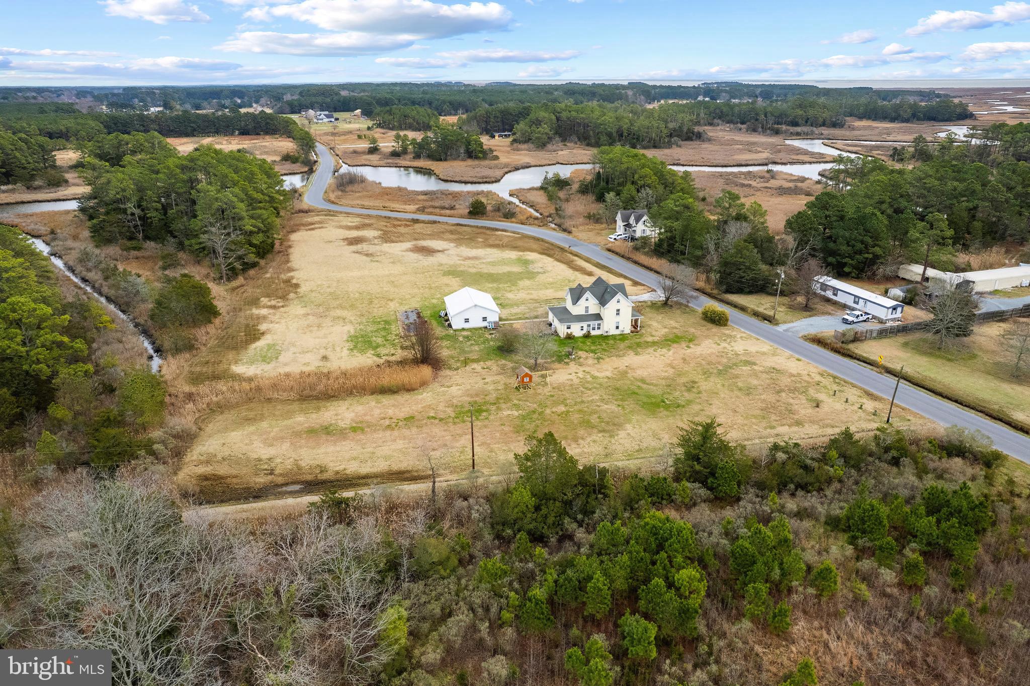 CASH CORNER EST - Residential