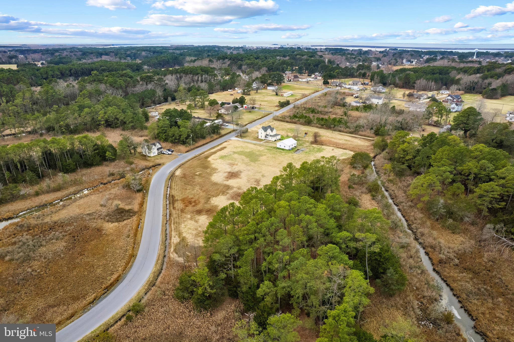 CASH CORNER EST - Residential