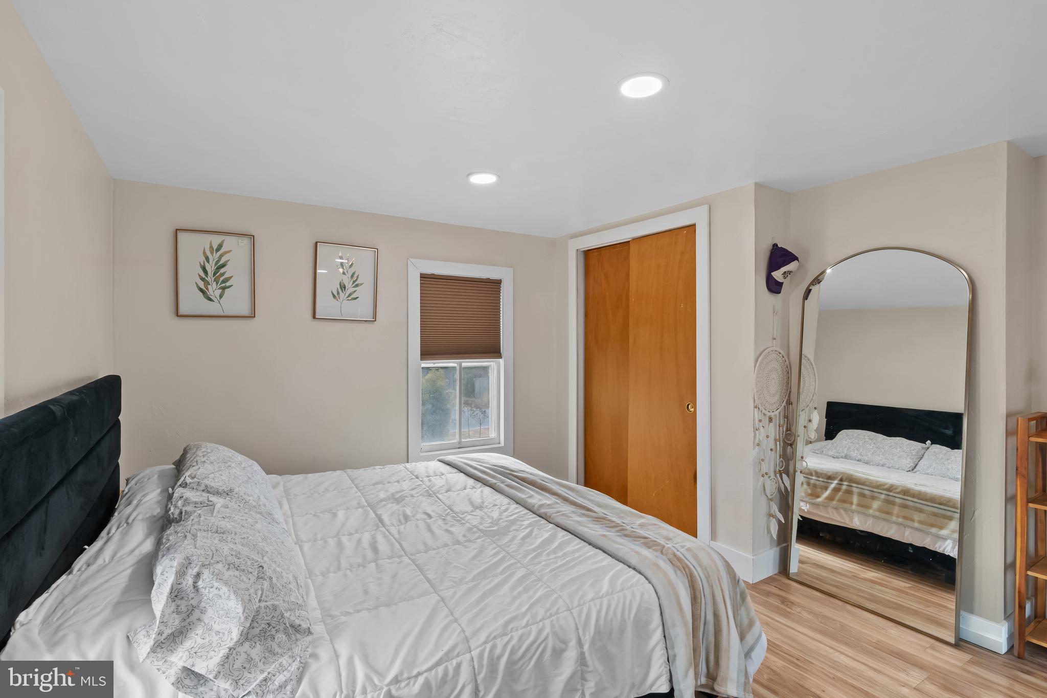 CASH CORNER EST - Residential