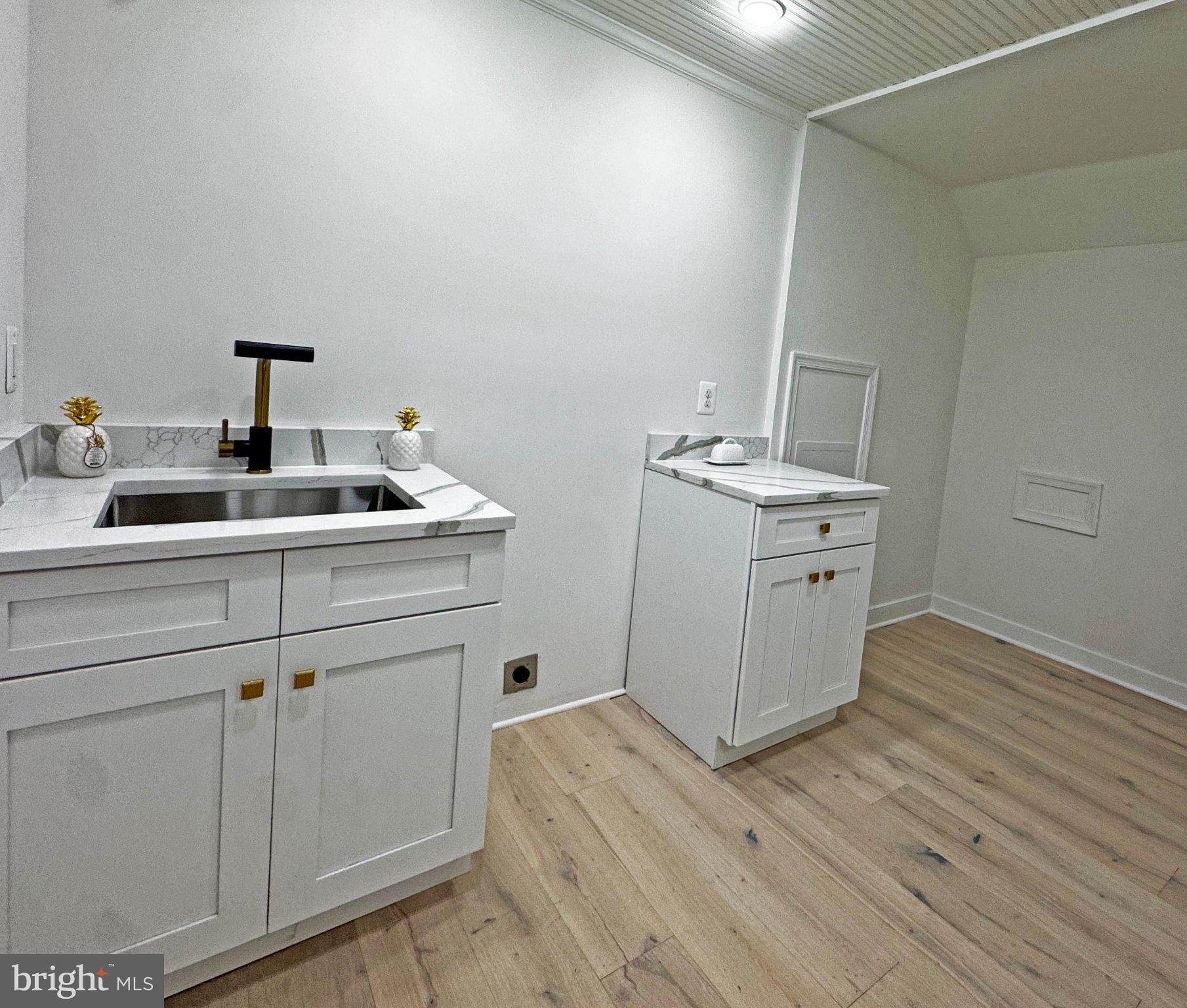 WHEATON OUT RES. (1) - Residential