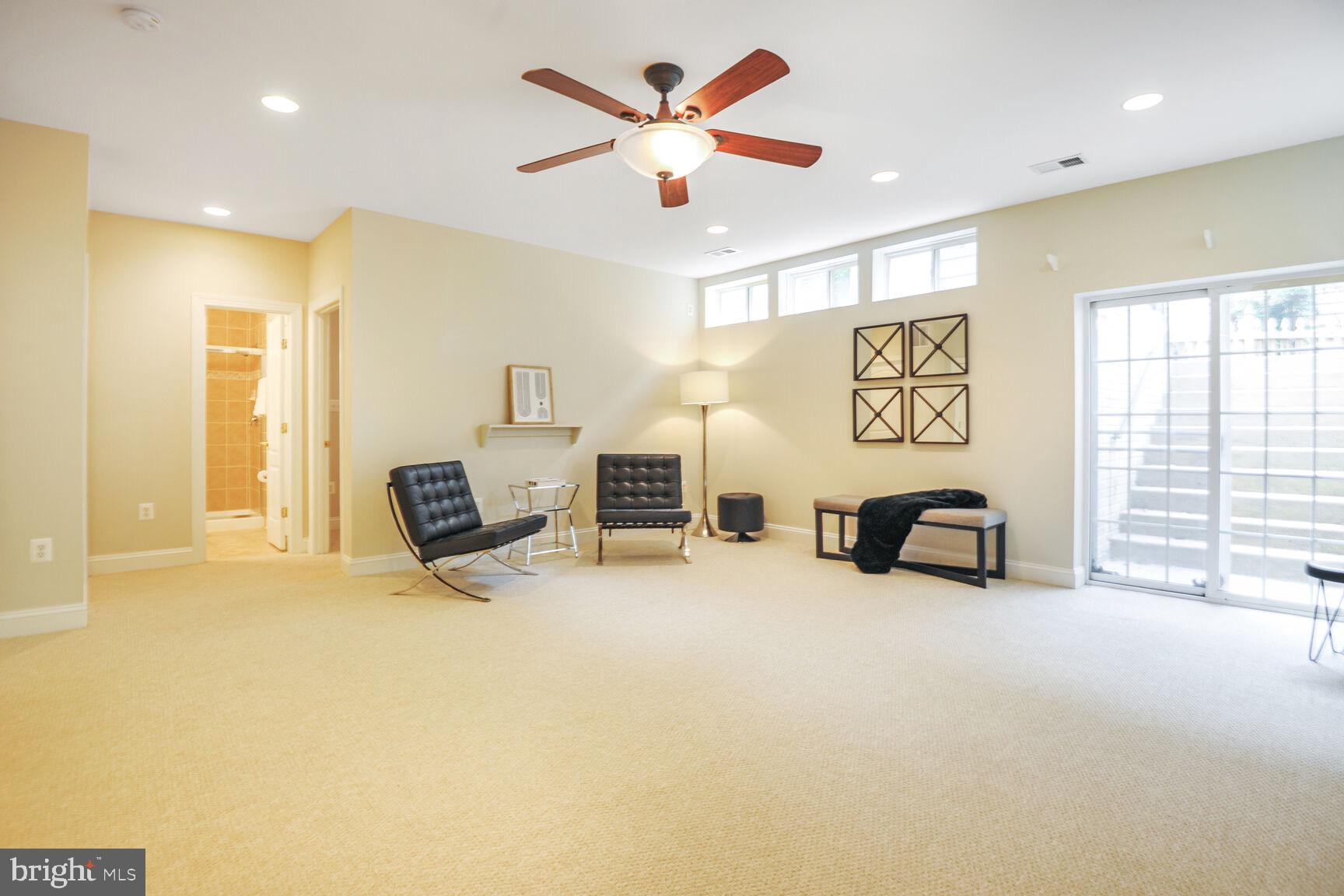 HAMLET AT LEESBURG - Residential