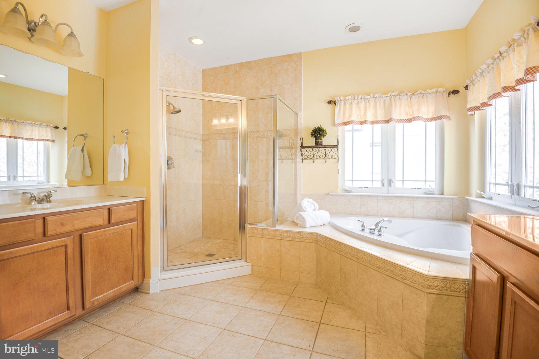 HAMLET AT LEESBURG - Residential