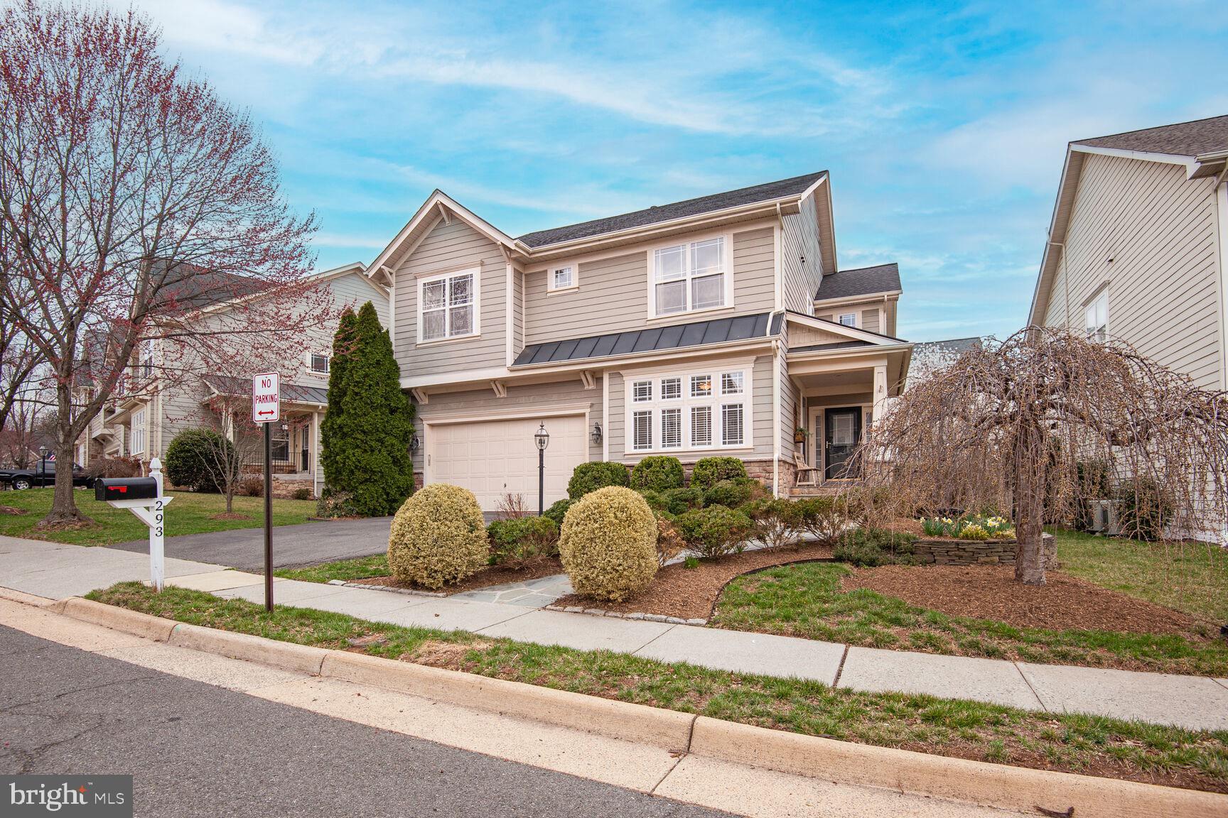 HAMLET AT LEESBURG - Residential