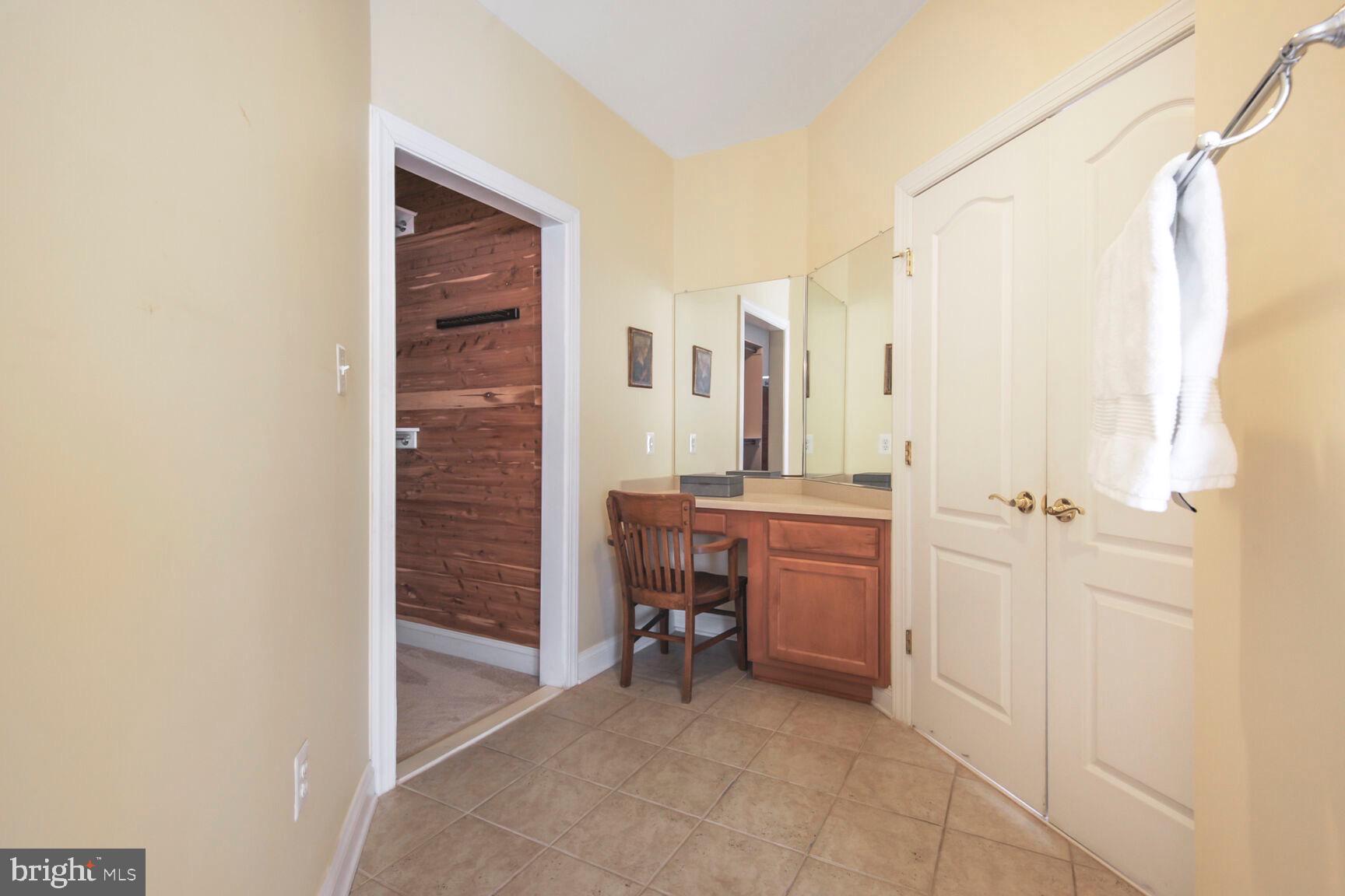 HAMLET AT LEESBURG - Residential