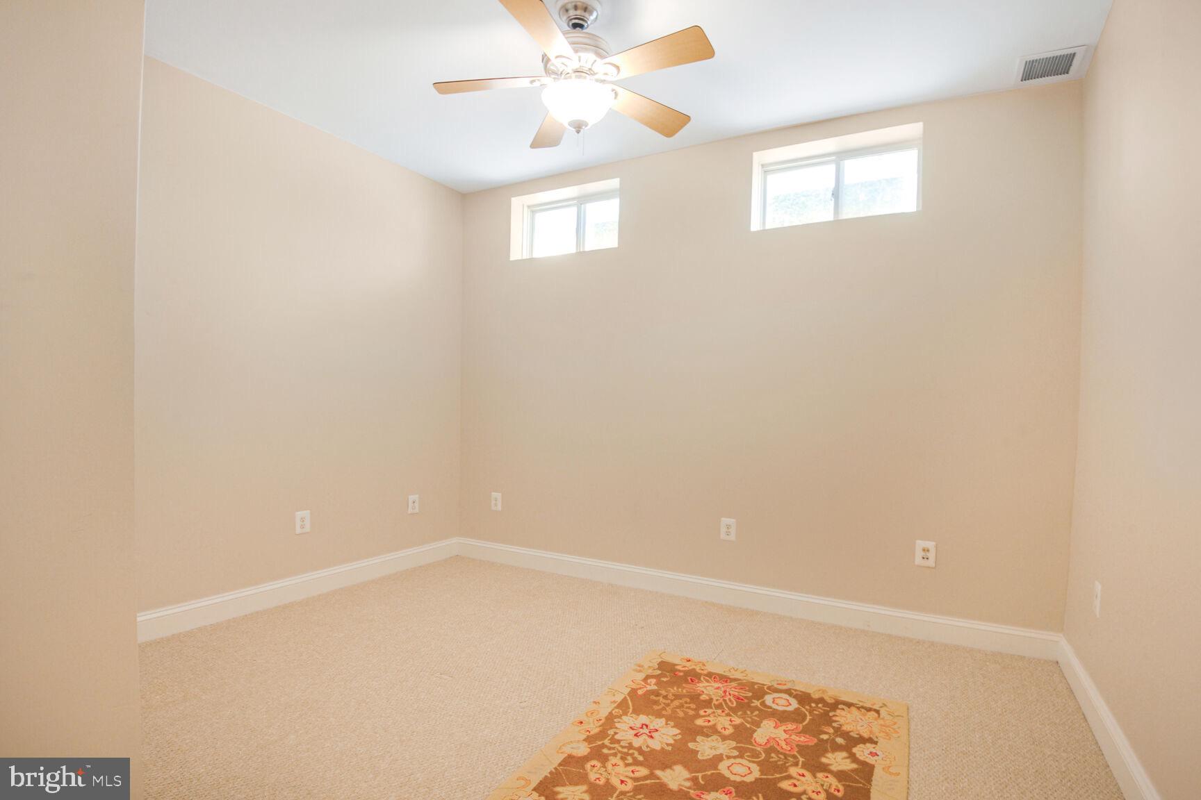 HAMLET AT LEESBURG - Residential