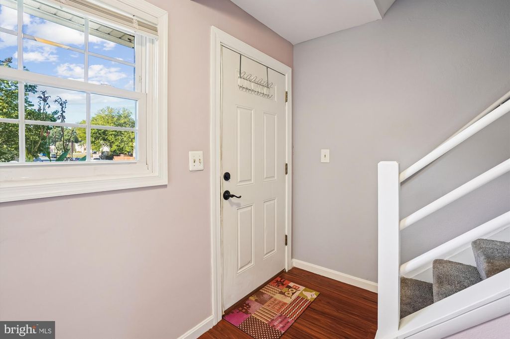 Photo of 725 Bellows Avenue, FREDERICKSBURG, VA 22405 (MLS # VAST2043380)