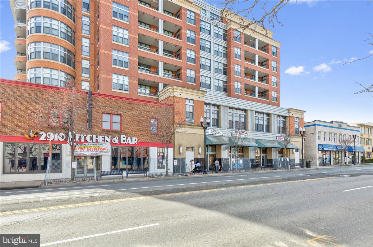 COLUMBIA PIKE - Residential Lease