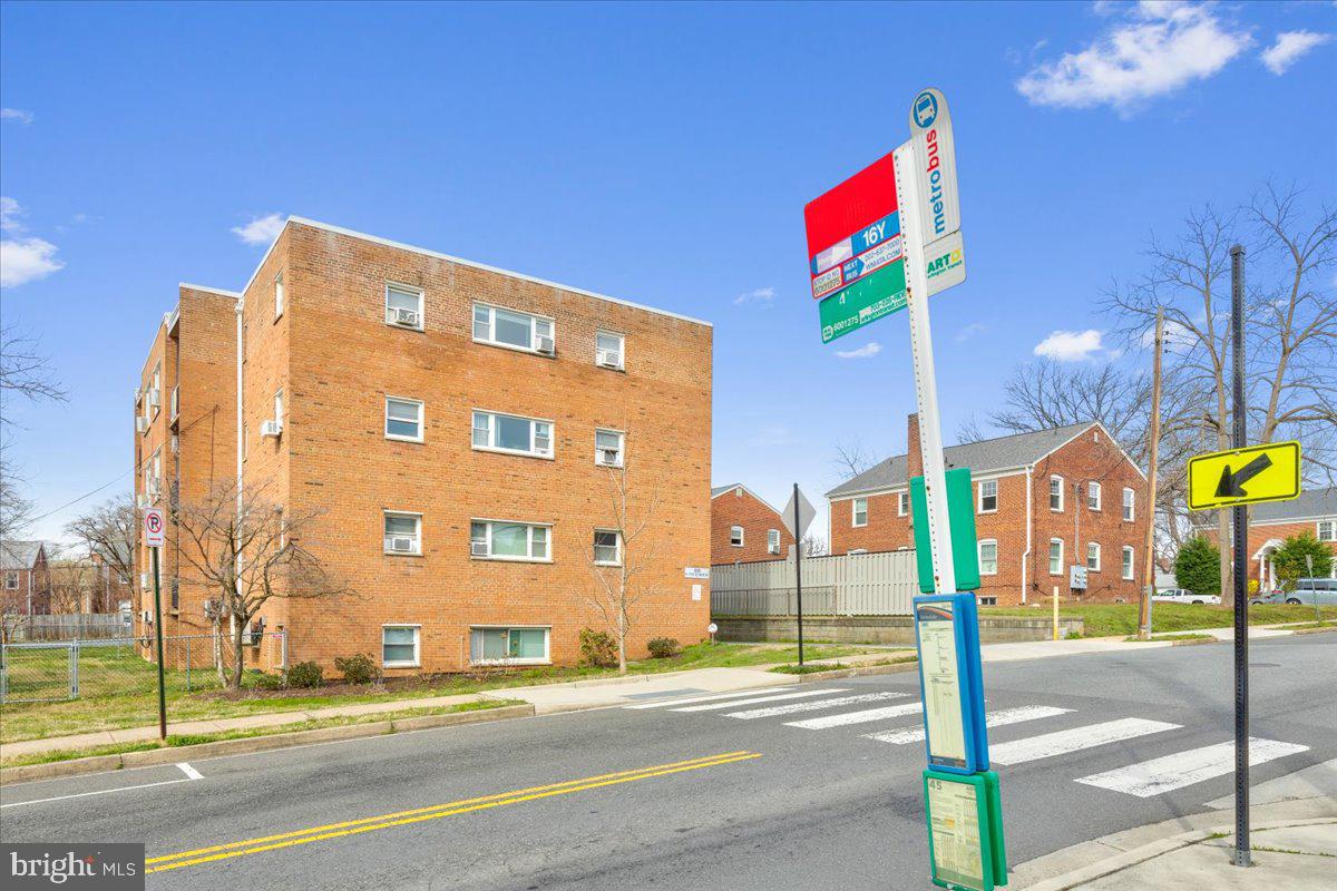 COLUMBIA PIKE - Residential Lease