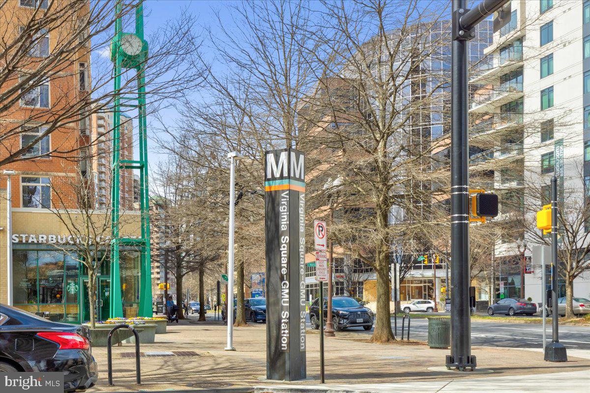 COLUMBIA PIKE - Residential Lease