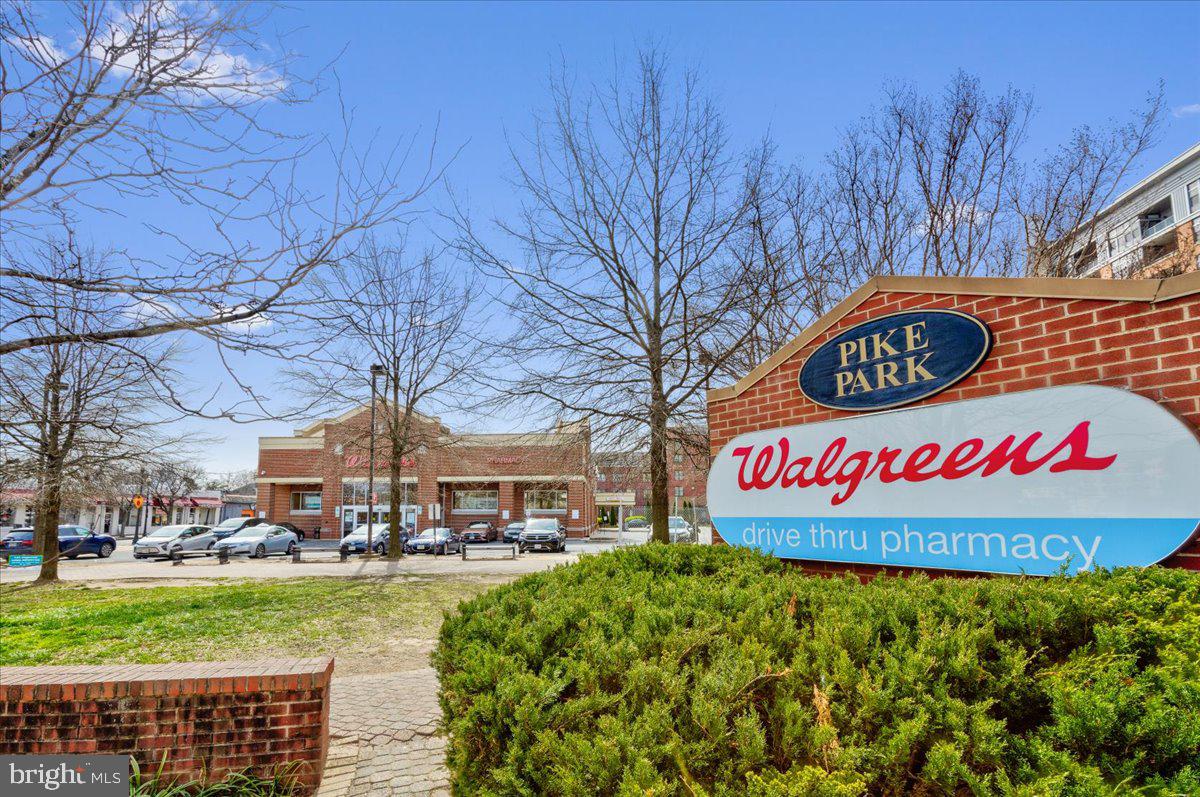 COLUMBIA PIKE - Residential Lease