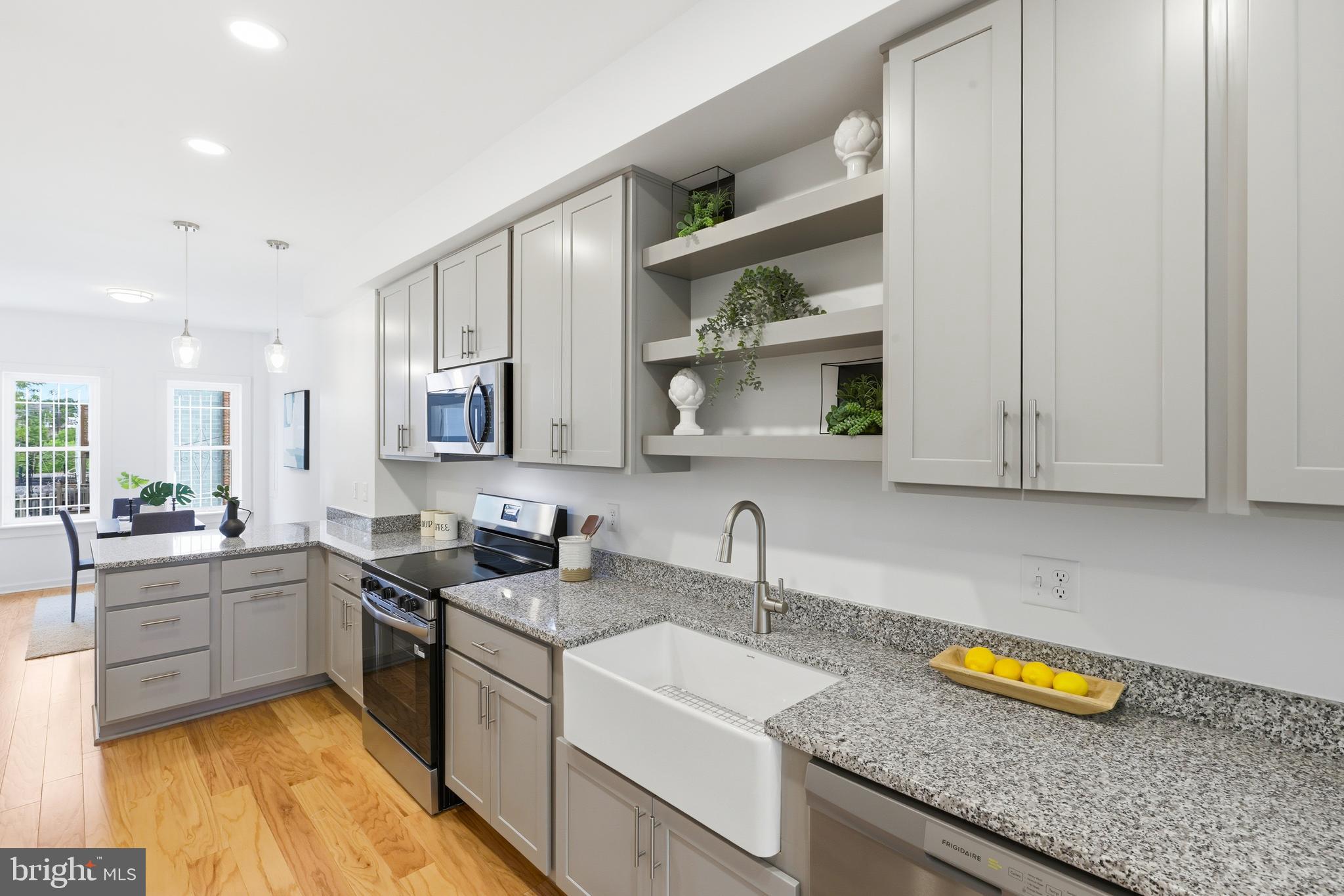 BROADWAY EAST - Residential