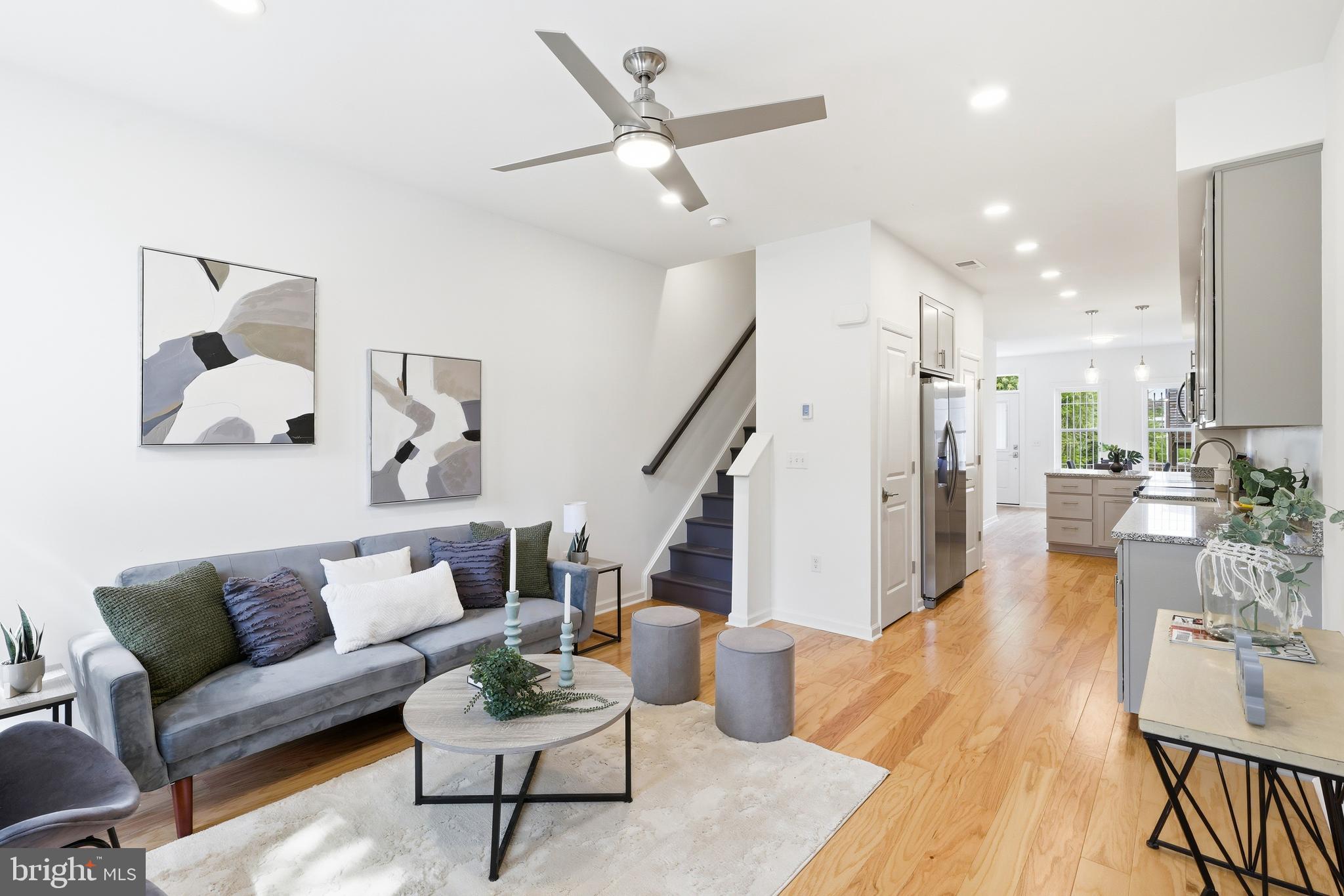 BROADWAY EAST - Residential