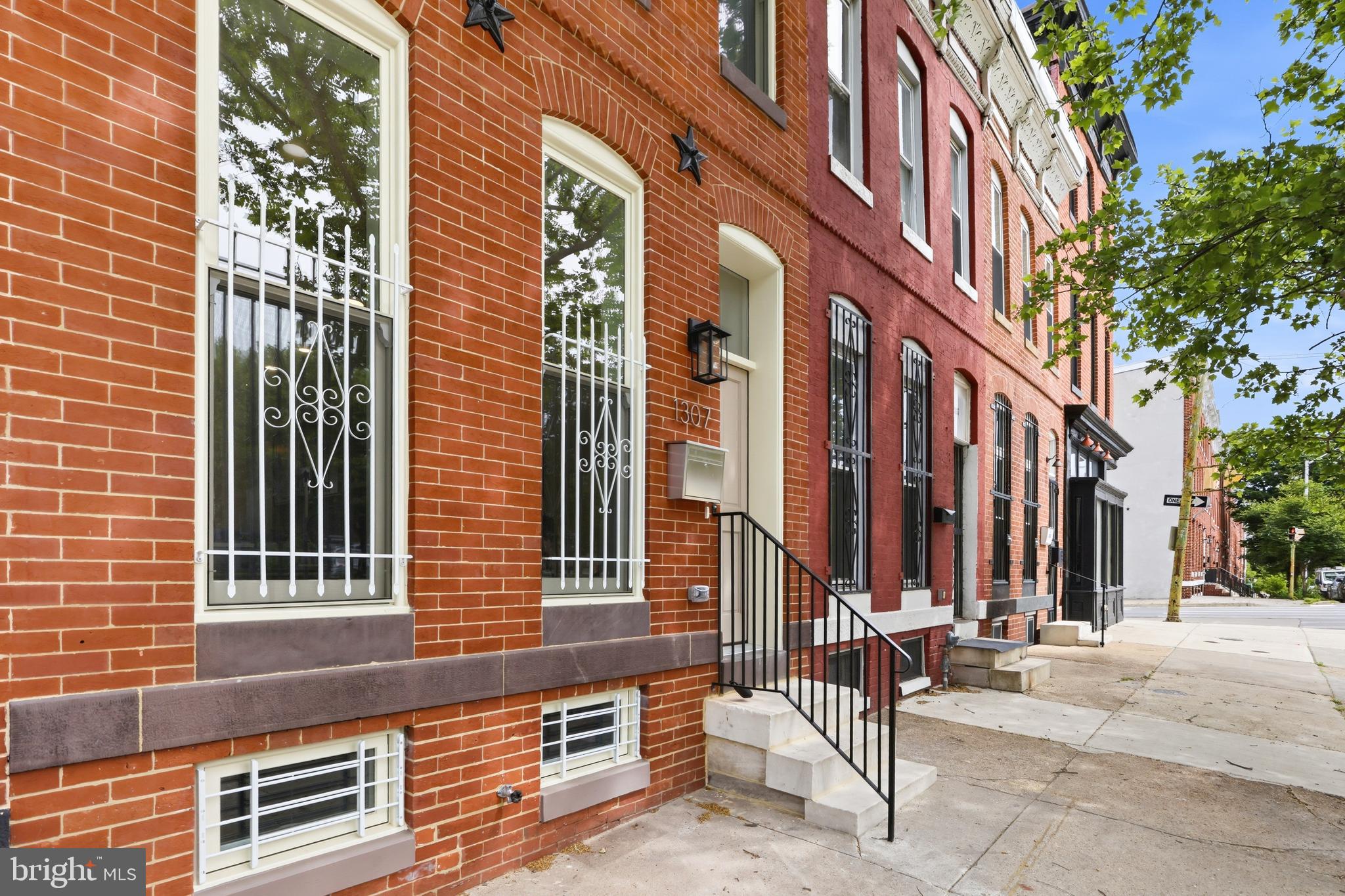 BROADWAY EAST - Residential