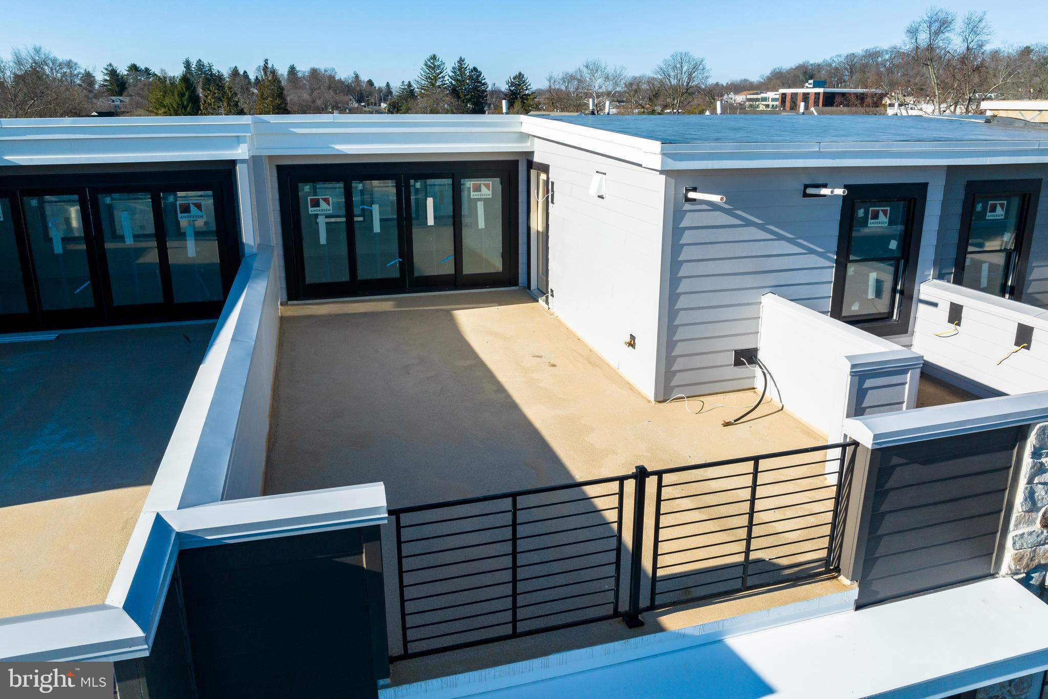 BROWNSTONES AT BERKLEY - Residential