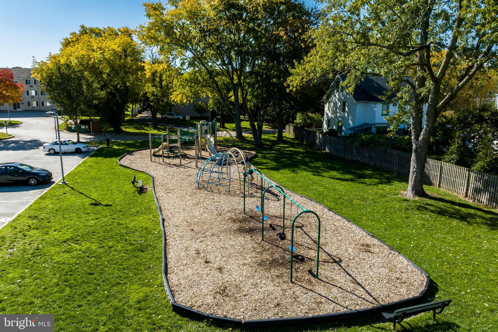 BROWNSTONES AT BERKLEY - Residential