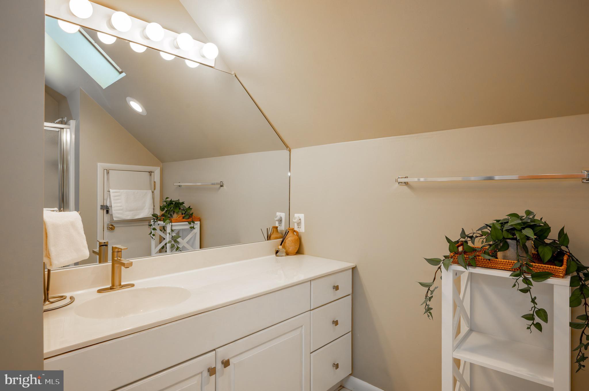 DEEP CREEK VILLAGE - Residential