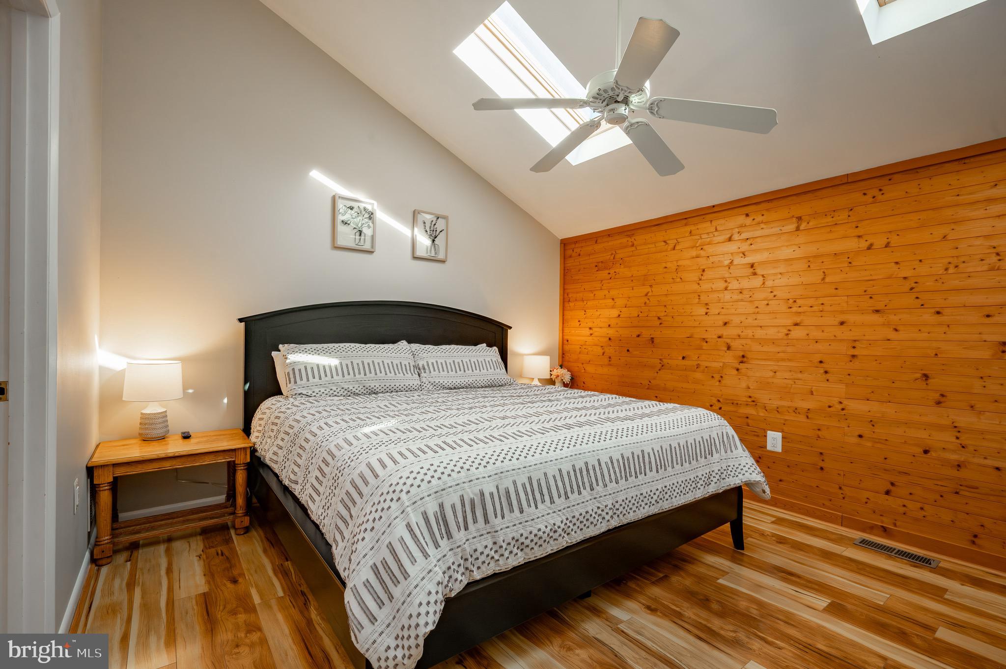 DEEP CREEK VILLAGE - Residential