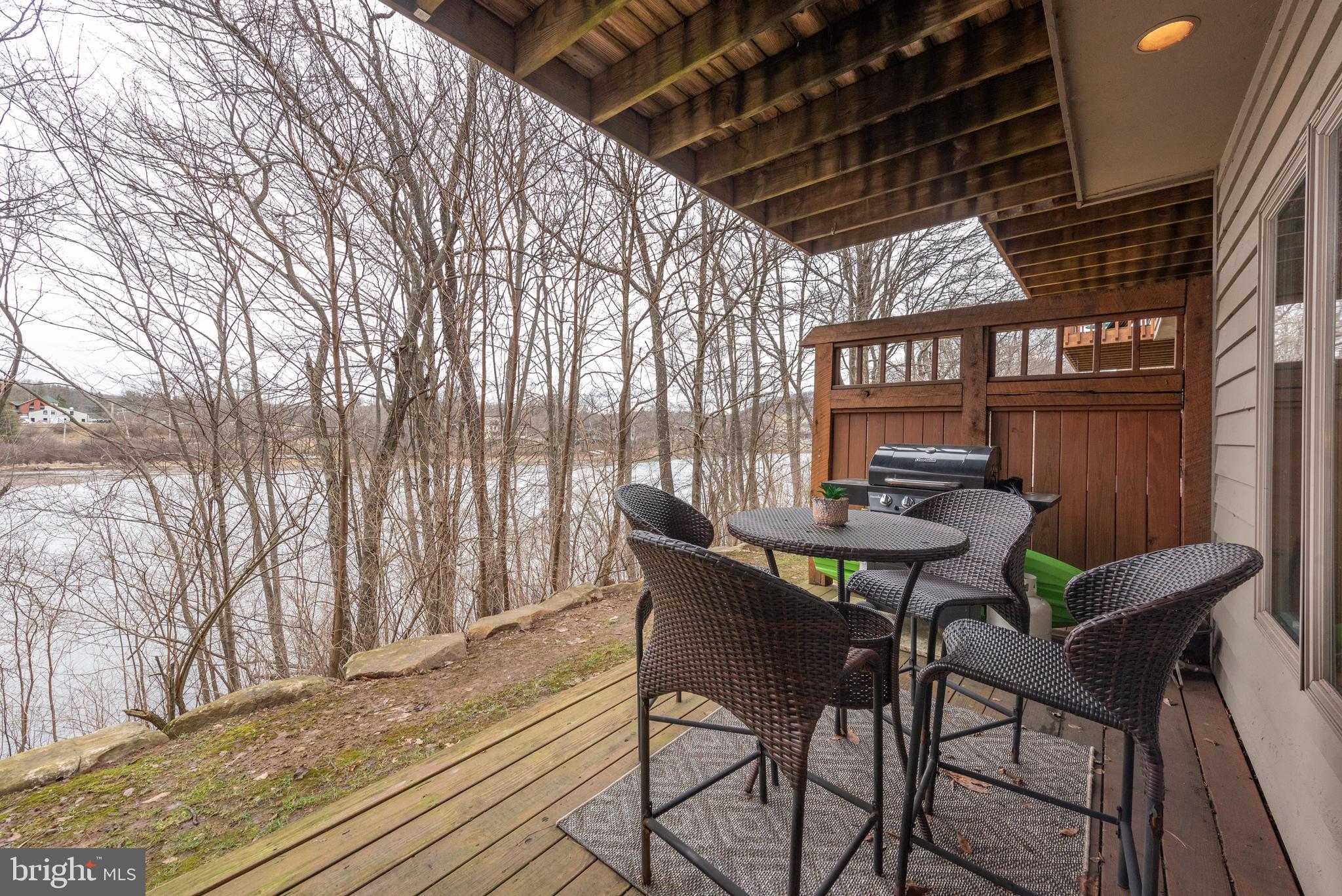 DEEP CREEK VILLAGE - Residential