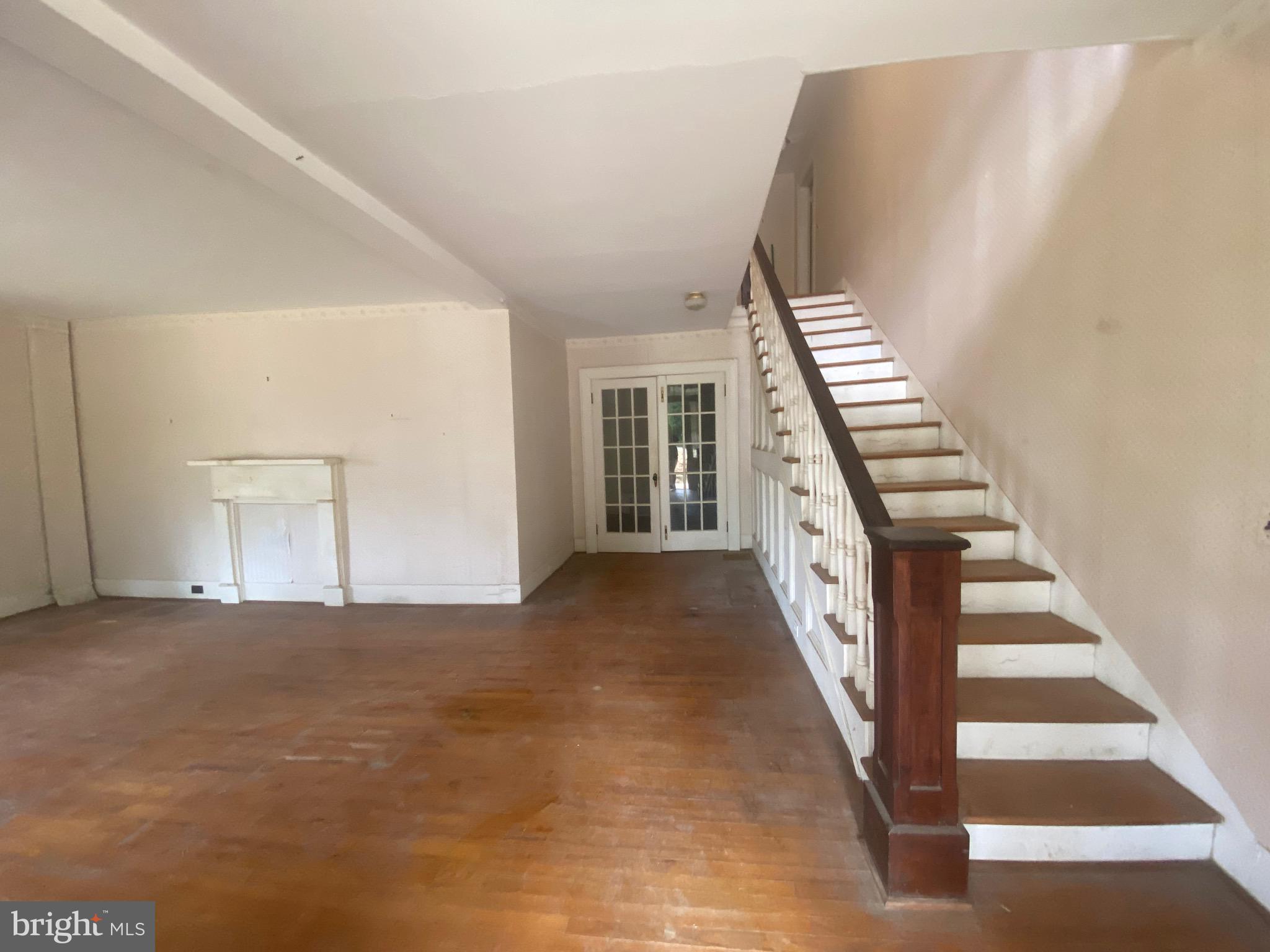 BRIGHTWOOD - Residential