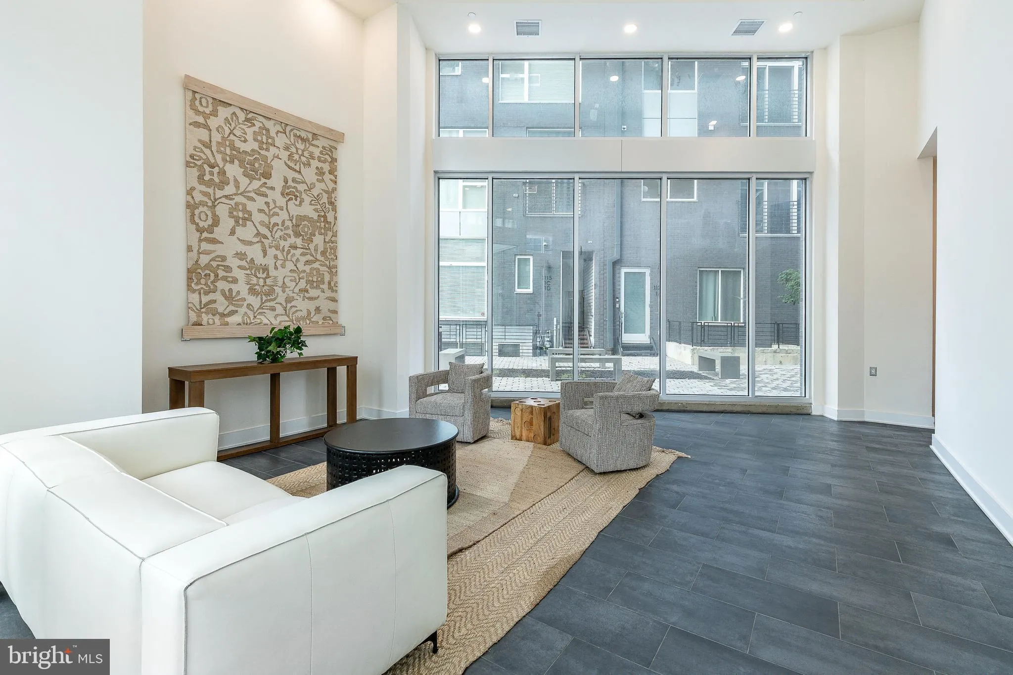 Philadelphia, Pennsylvania 19123, United States, 2 Bedrooms Bedrooms, ,2 BathroomsBathrooms,Residential,Active,167509