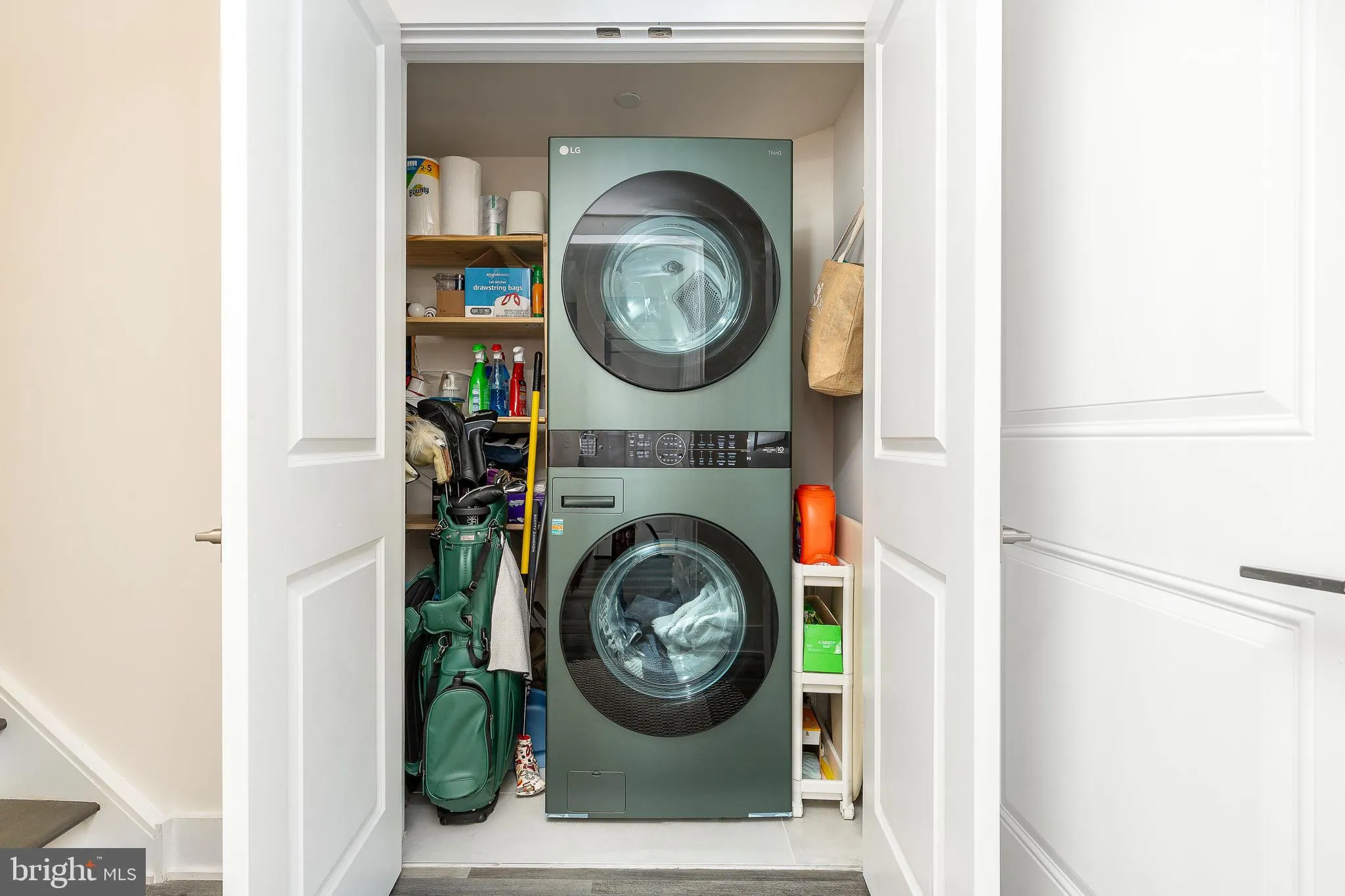 Philadelphia, Pennsylvania 19123, United States, 2 Bedrooms Bedrooms, ,2 BathroomsBathrooms,Residential,Active,167509