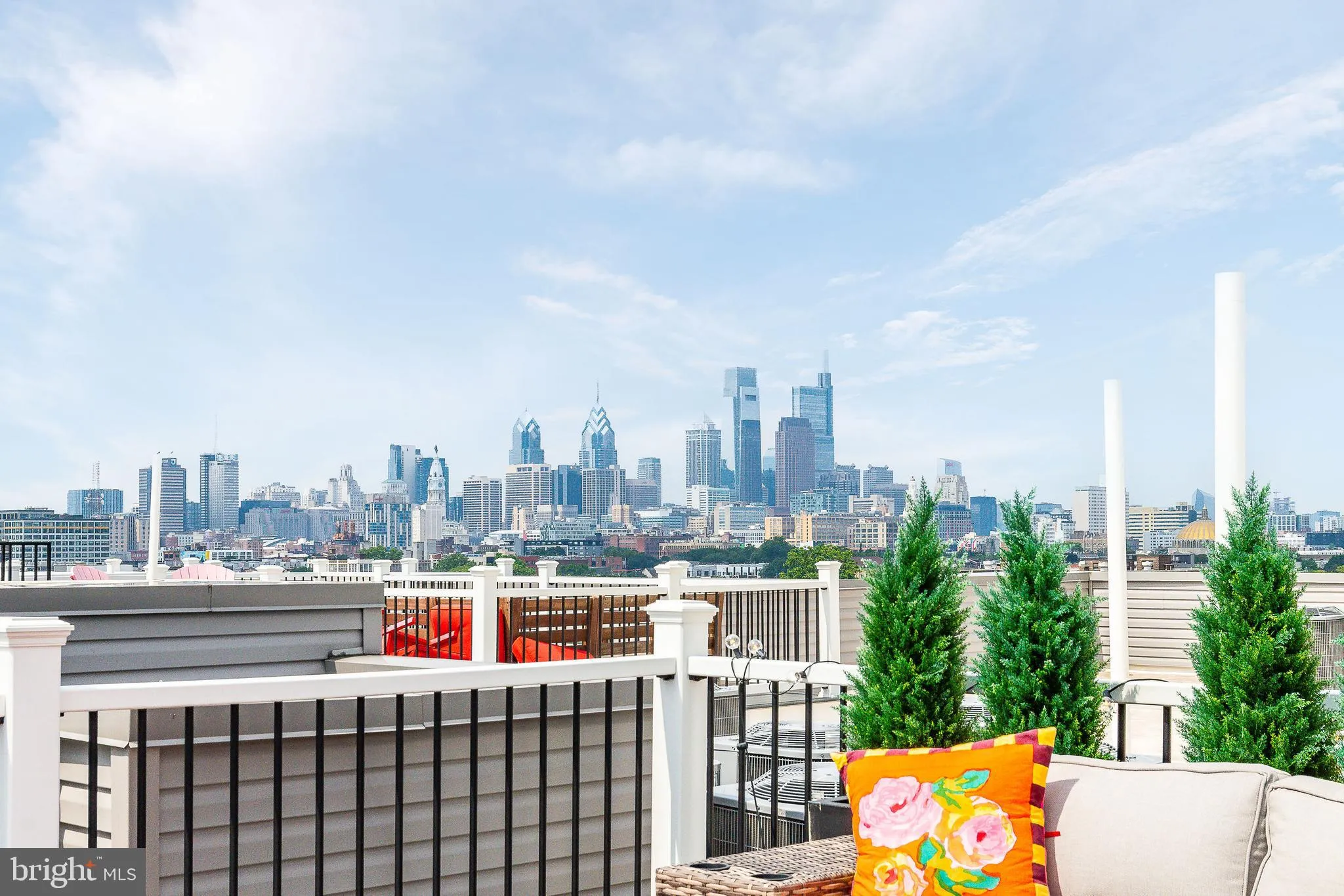 Philadelphia, Pennsylvania 19123, United States, 2 Bedrooms Bedrooms, ,2 BathroomsBathrooms,Residential,Active,167509