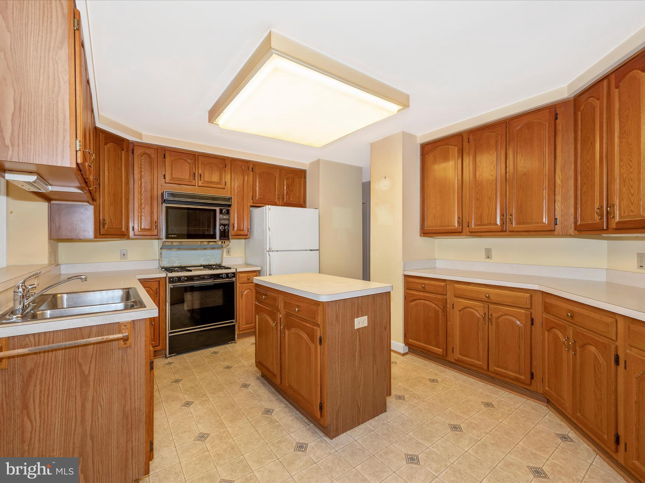 WORMANS MILL - Residential