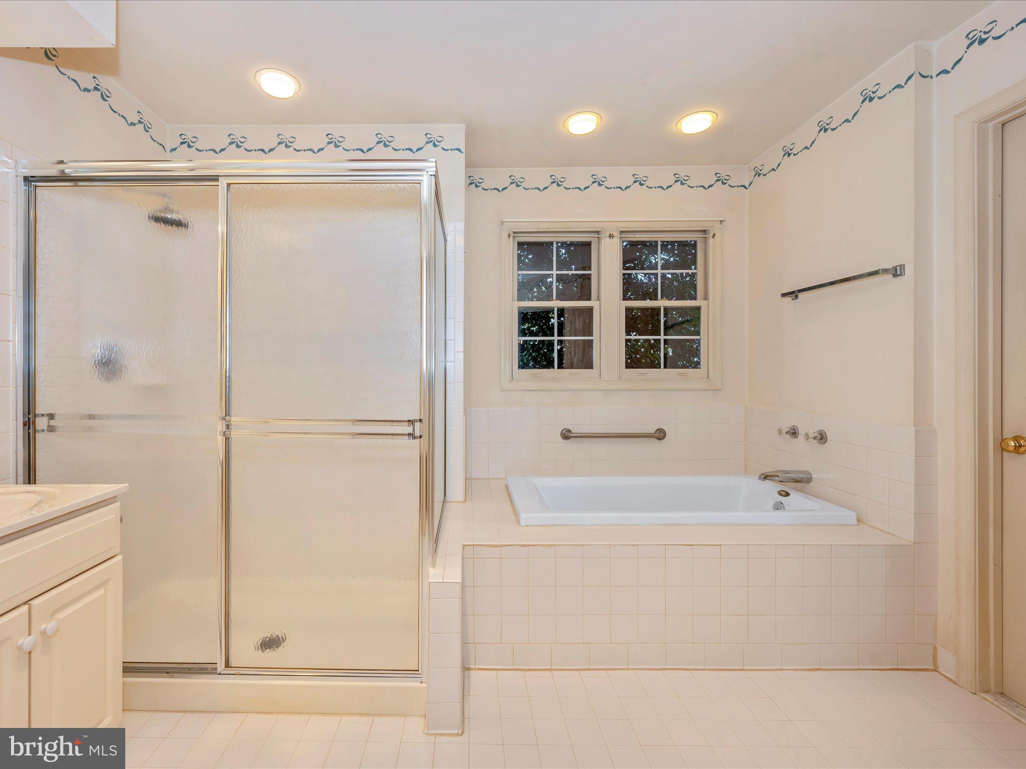 WORMANS MILL - Residential