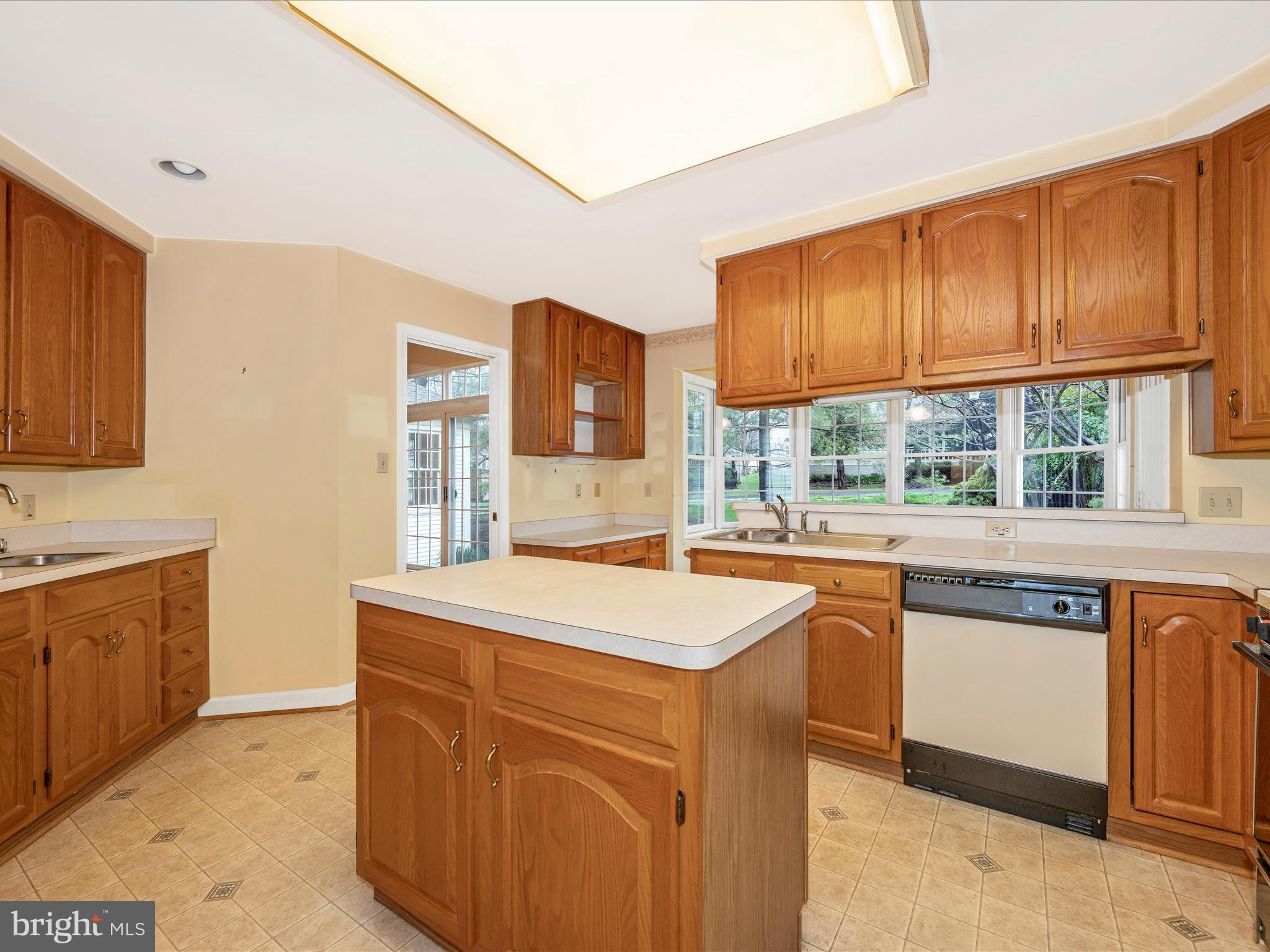 WORMANS MILL - Residential