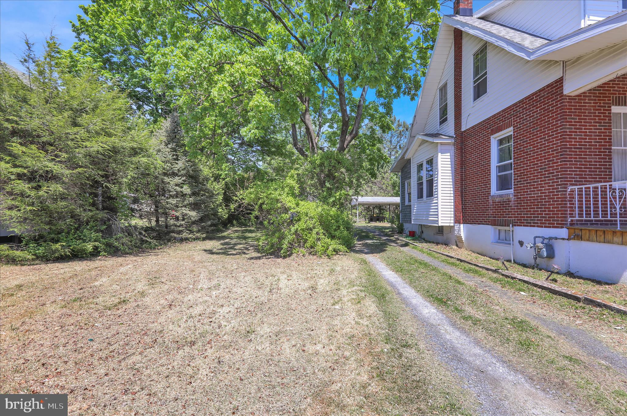 2023 SPRING STREET