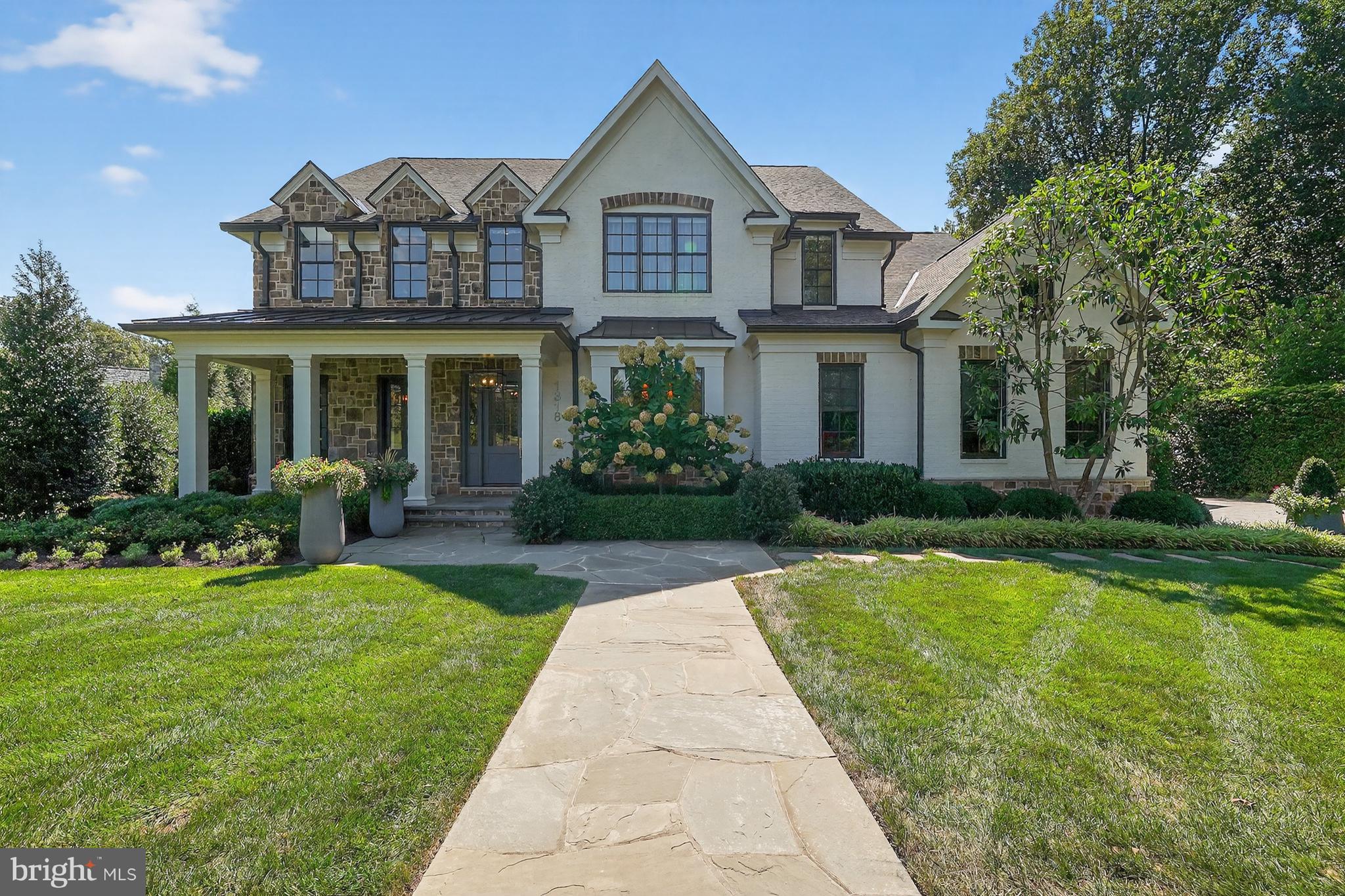 1318 ROCKLAND TERRACE