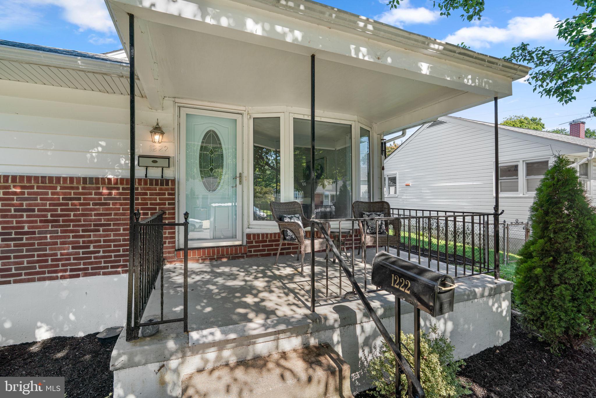 1222 BRANDFORD ROAD
