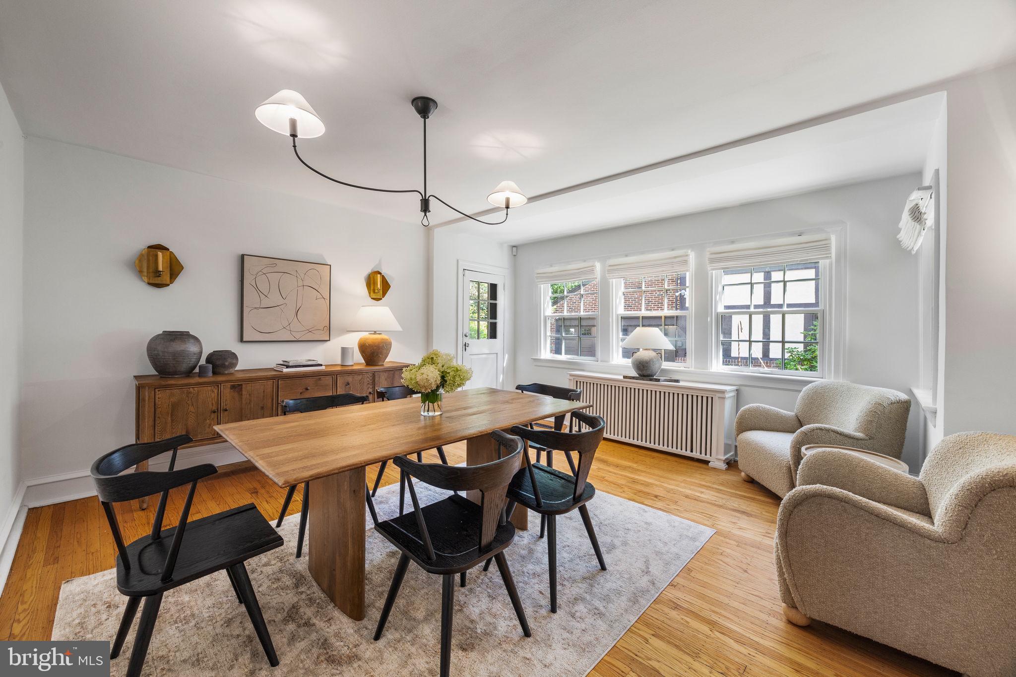 EAST FALLS - Residential