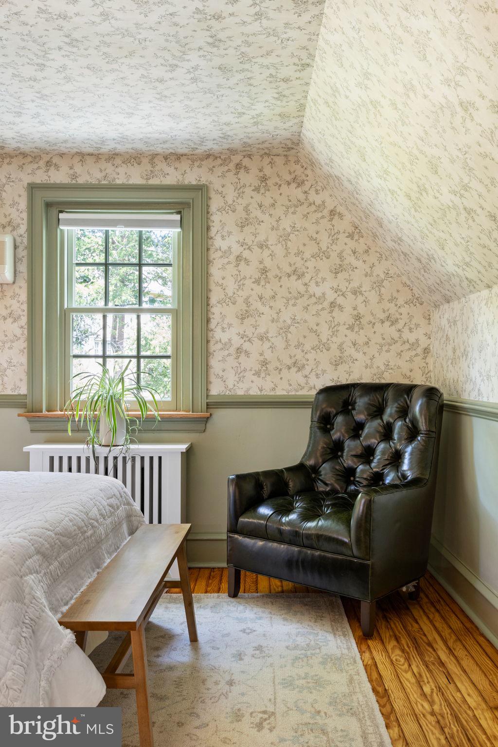 EAST FALLS - Residential