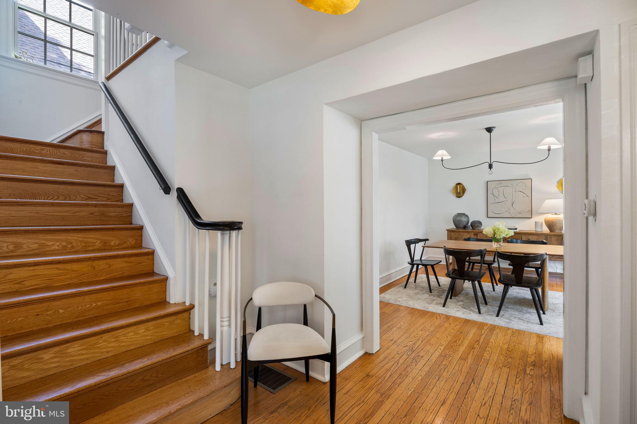 EAST FALLS - Residential