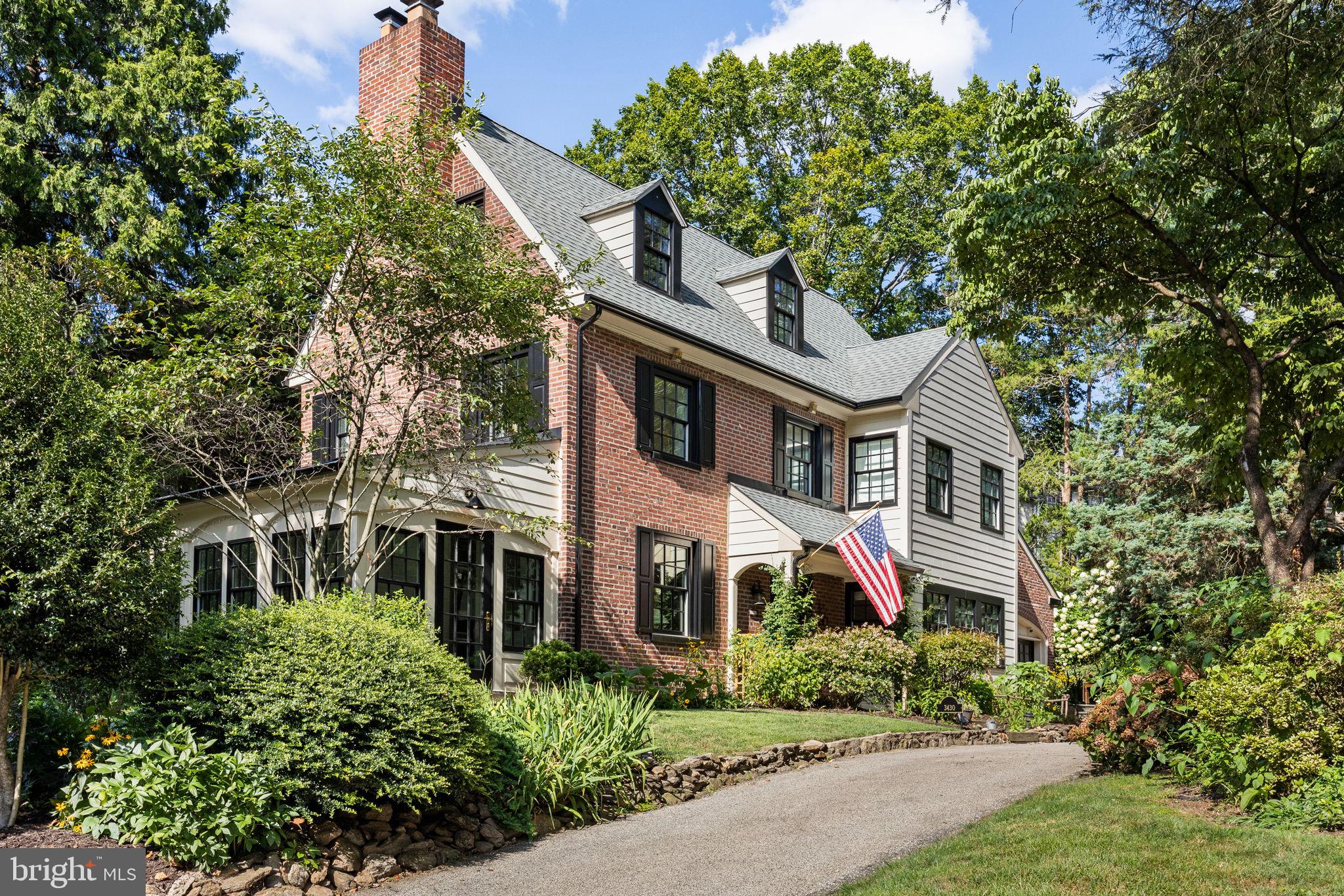 EAST FALLS - Residential