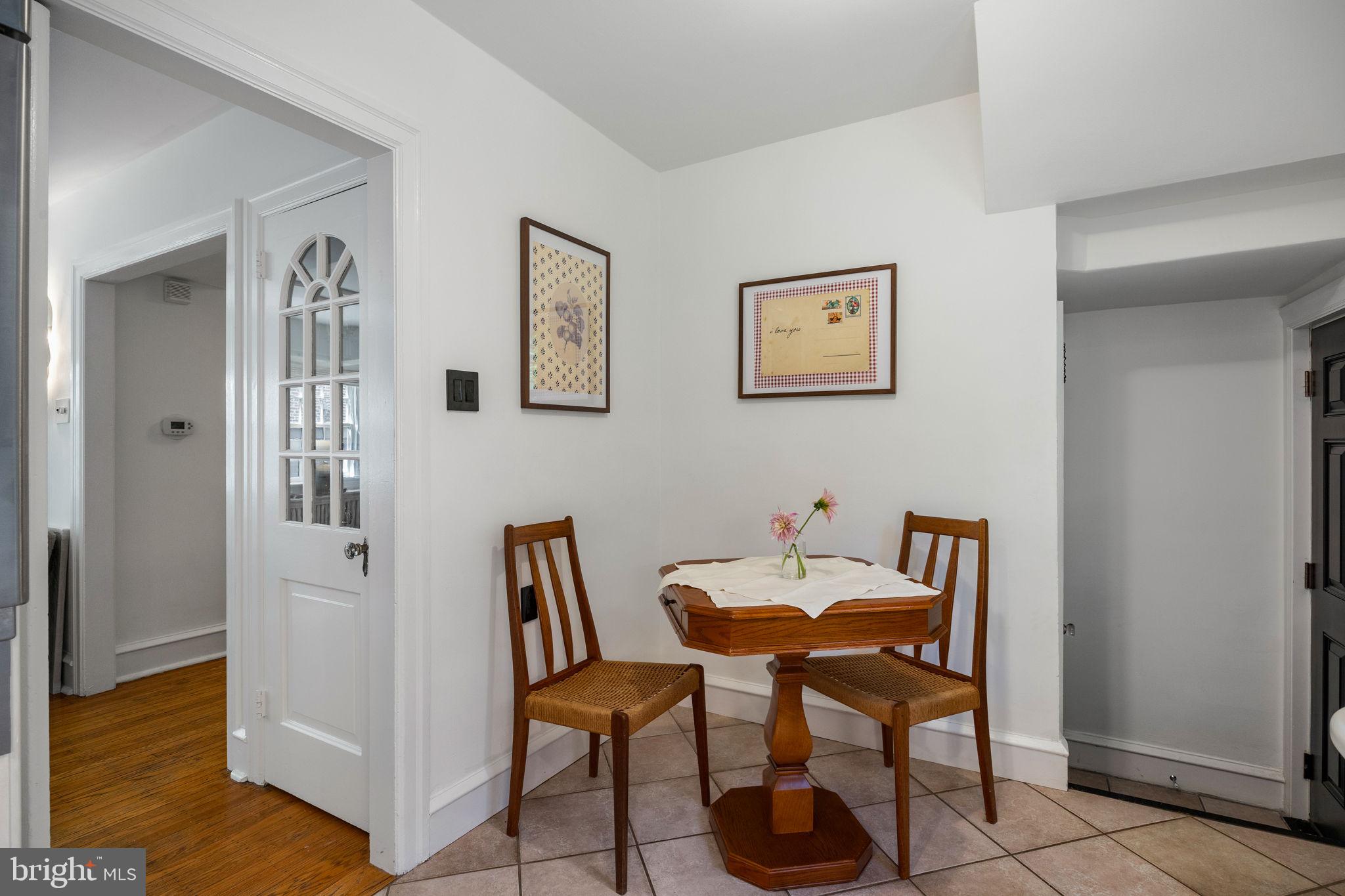 EAST FALLS - Residential