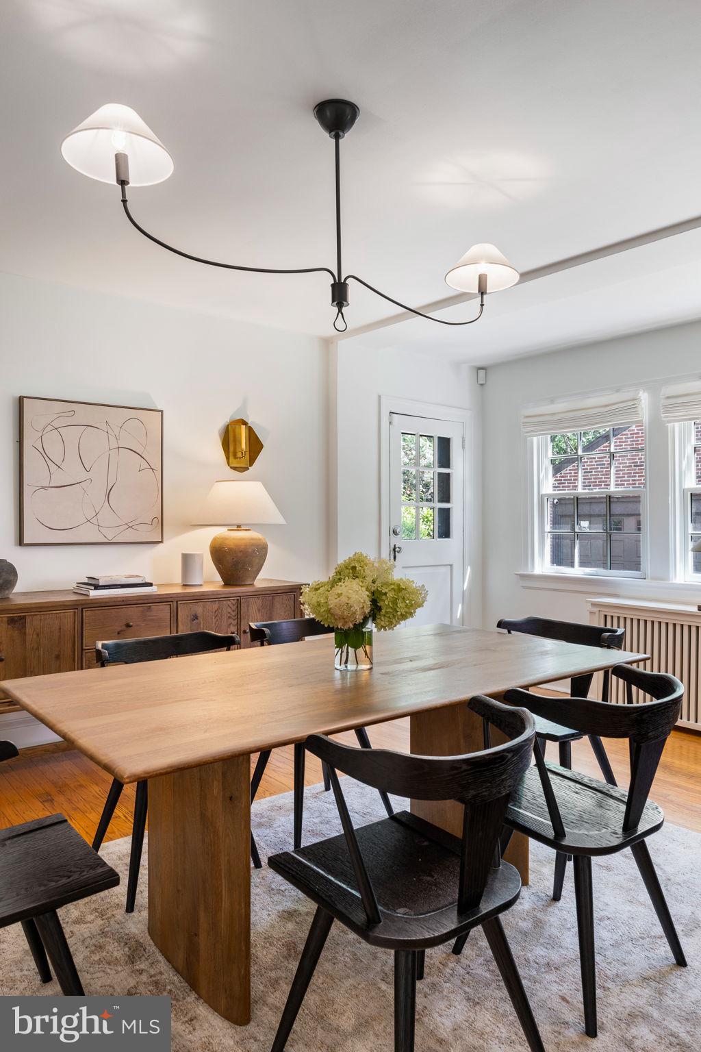 EAST FALLS - Residential