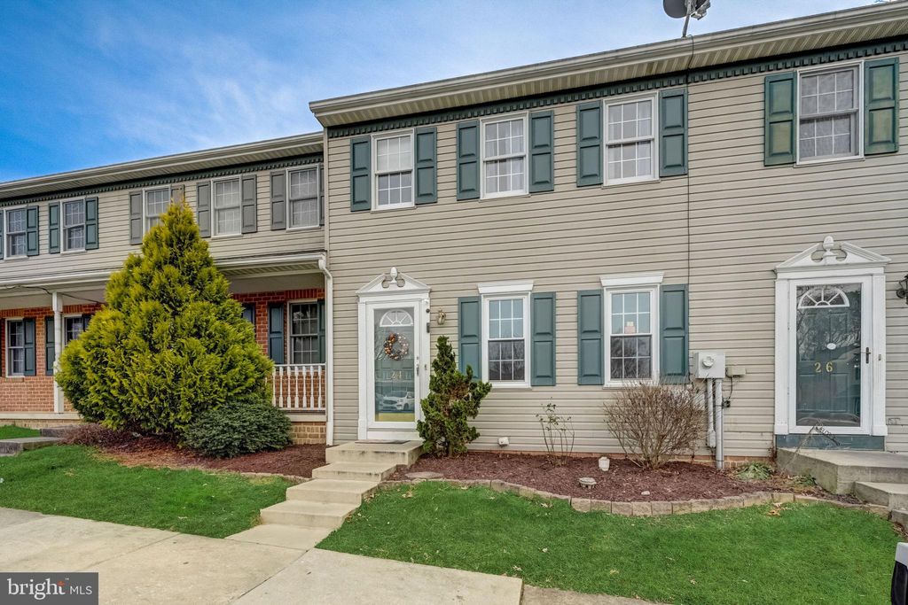 Photo of 24 Michael Court, Ephrata, PA 17522 (MLS # PALA2044052)