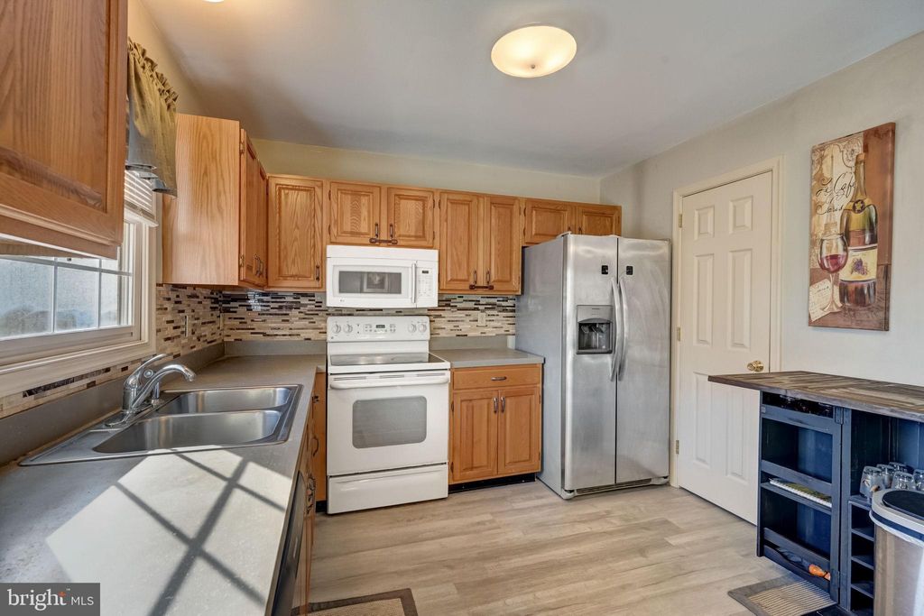 Photo of 24 Michael Court, Ephrata, PA 17522 (MLS # PALA2044052)