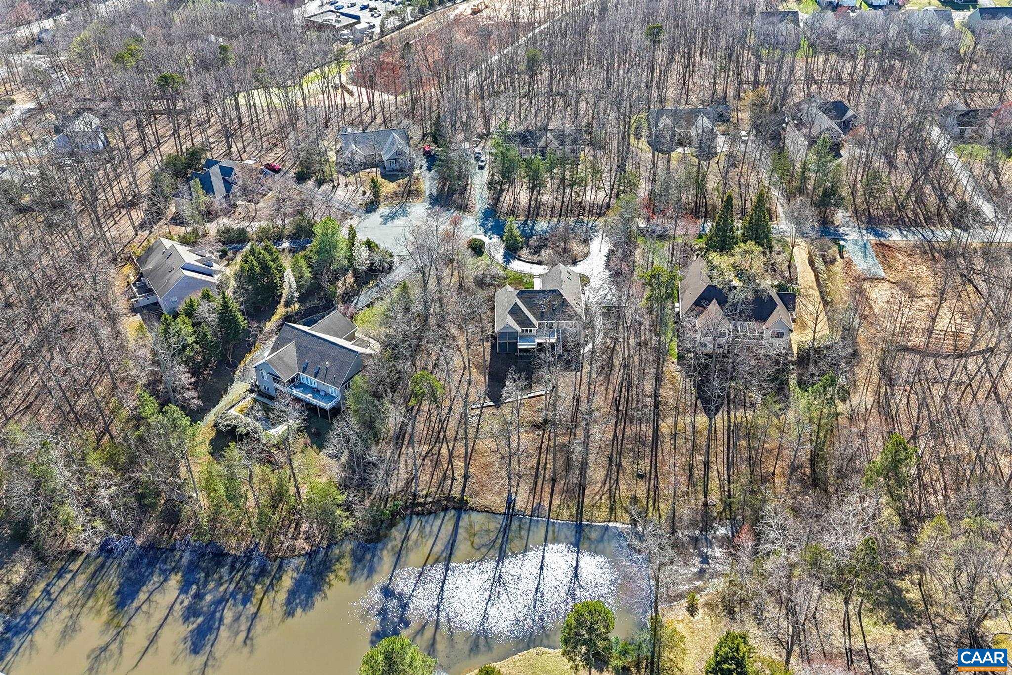 LAKE MONTICELLO - Residential