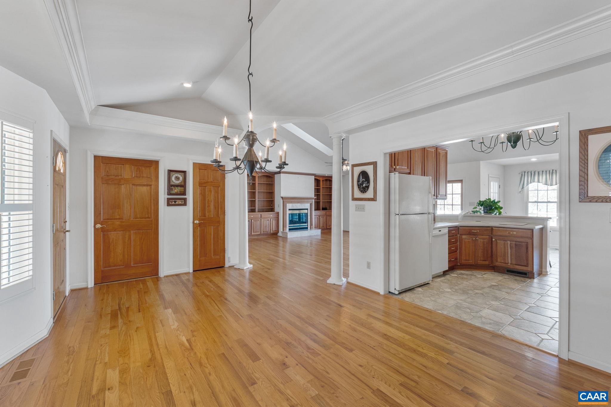 LAKE MONTICELLO - Residential