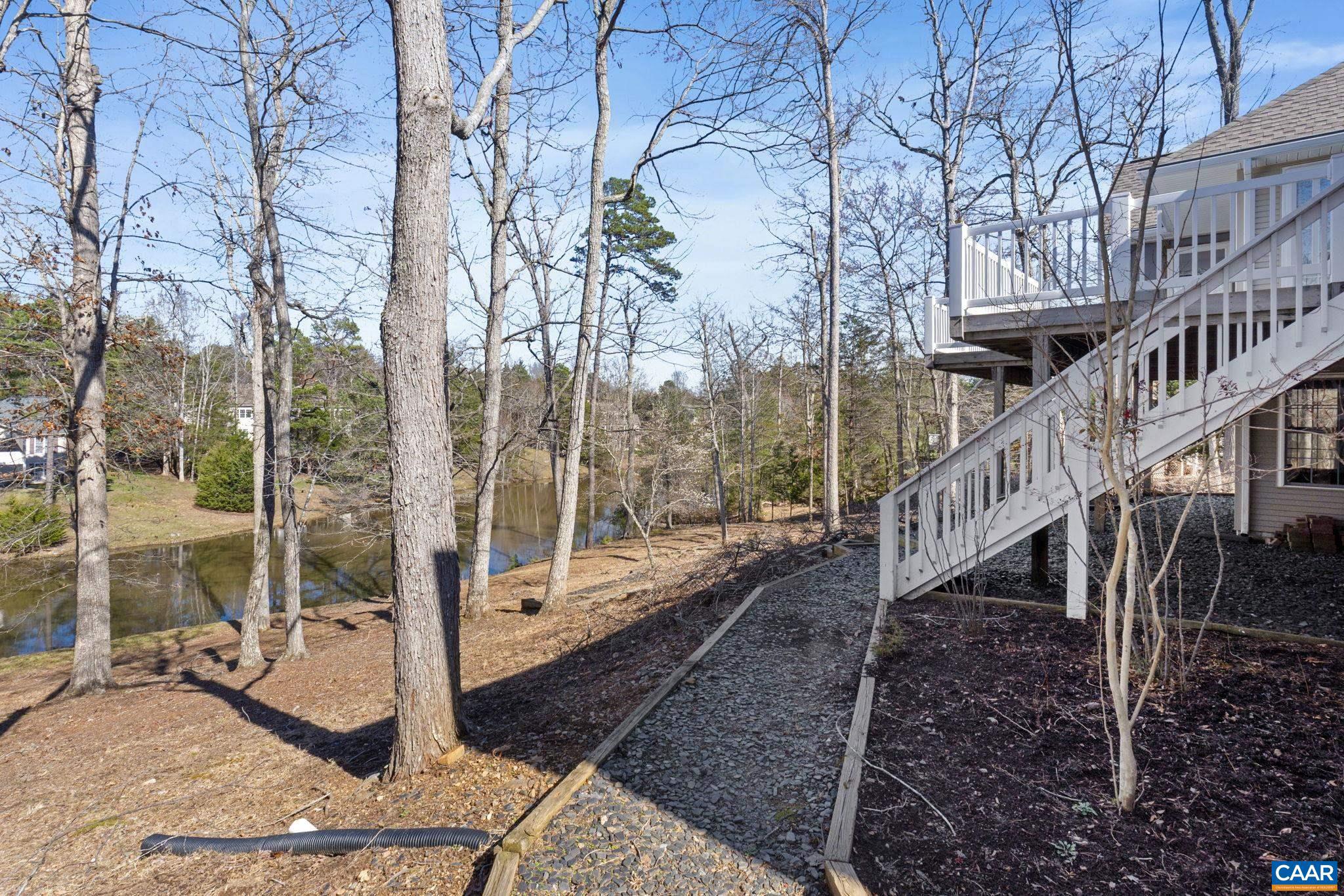 LAKE MONTICELLO - Residential