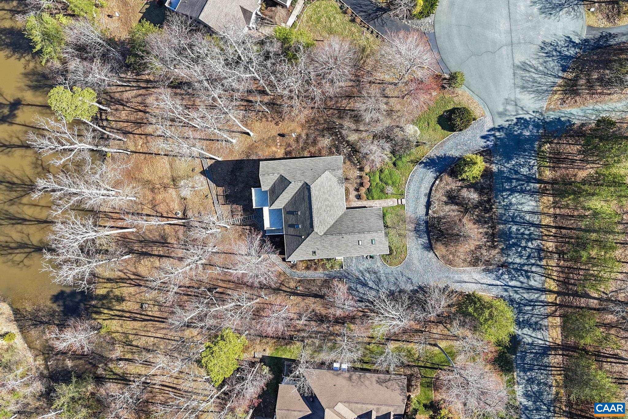 LAKE MONTICELLO - Residential