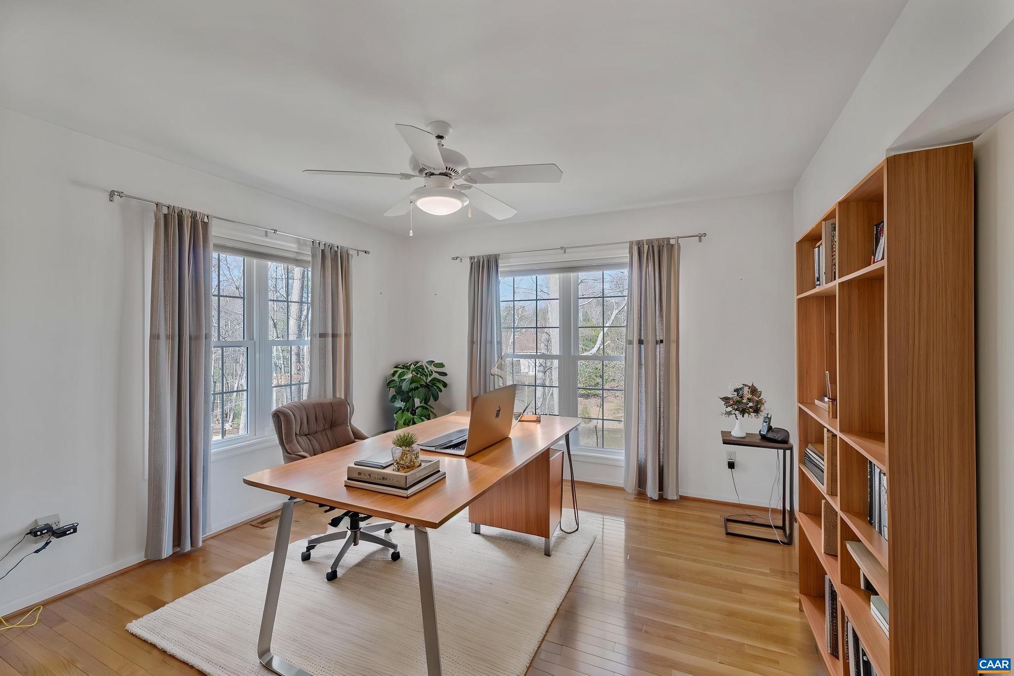 LAKE MONTICELLO - Residential